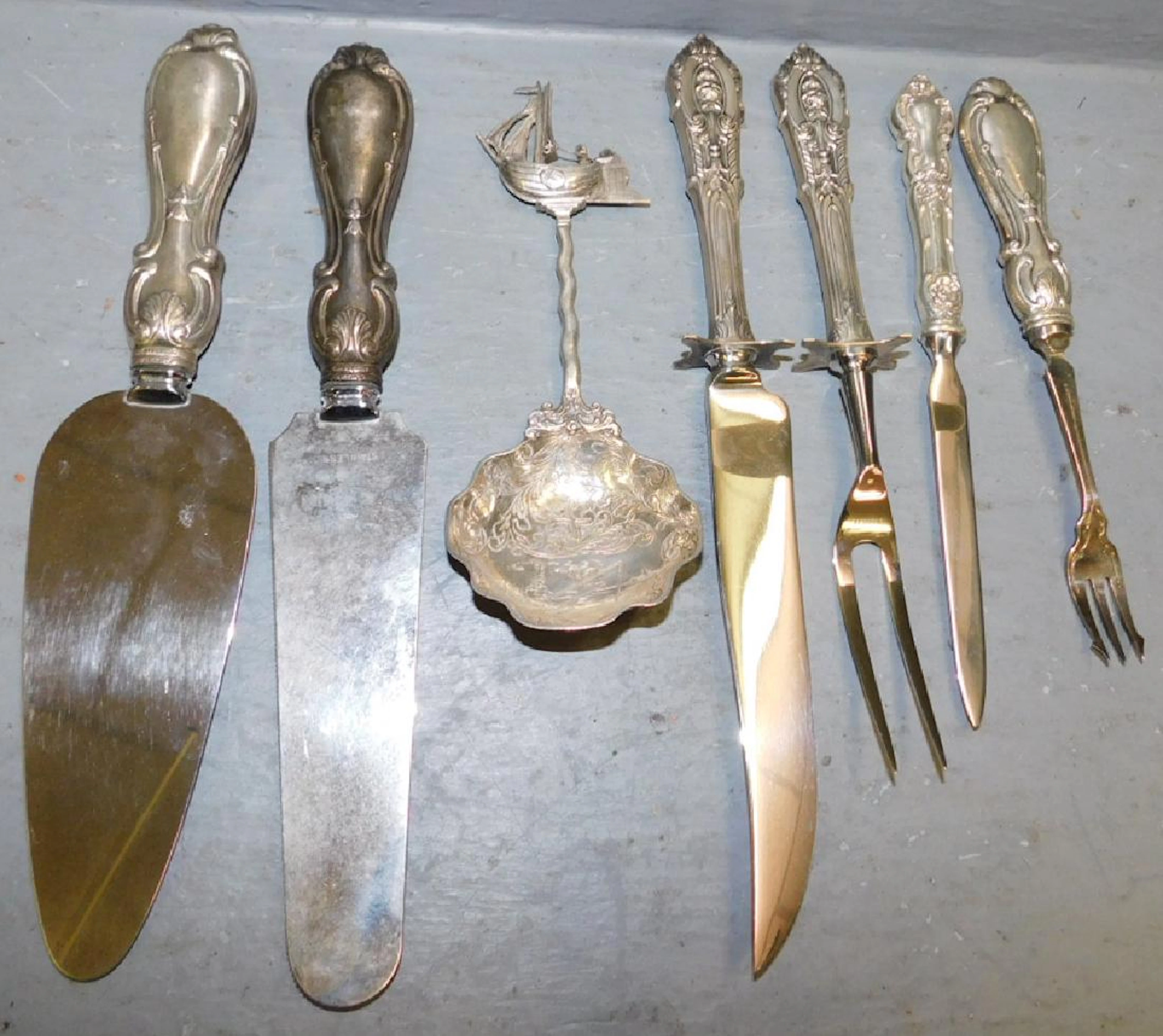 Rosepoint Sterl handled carving set,cutlery & spoon.