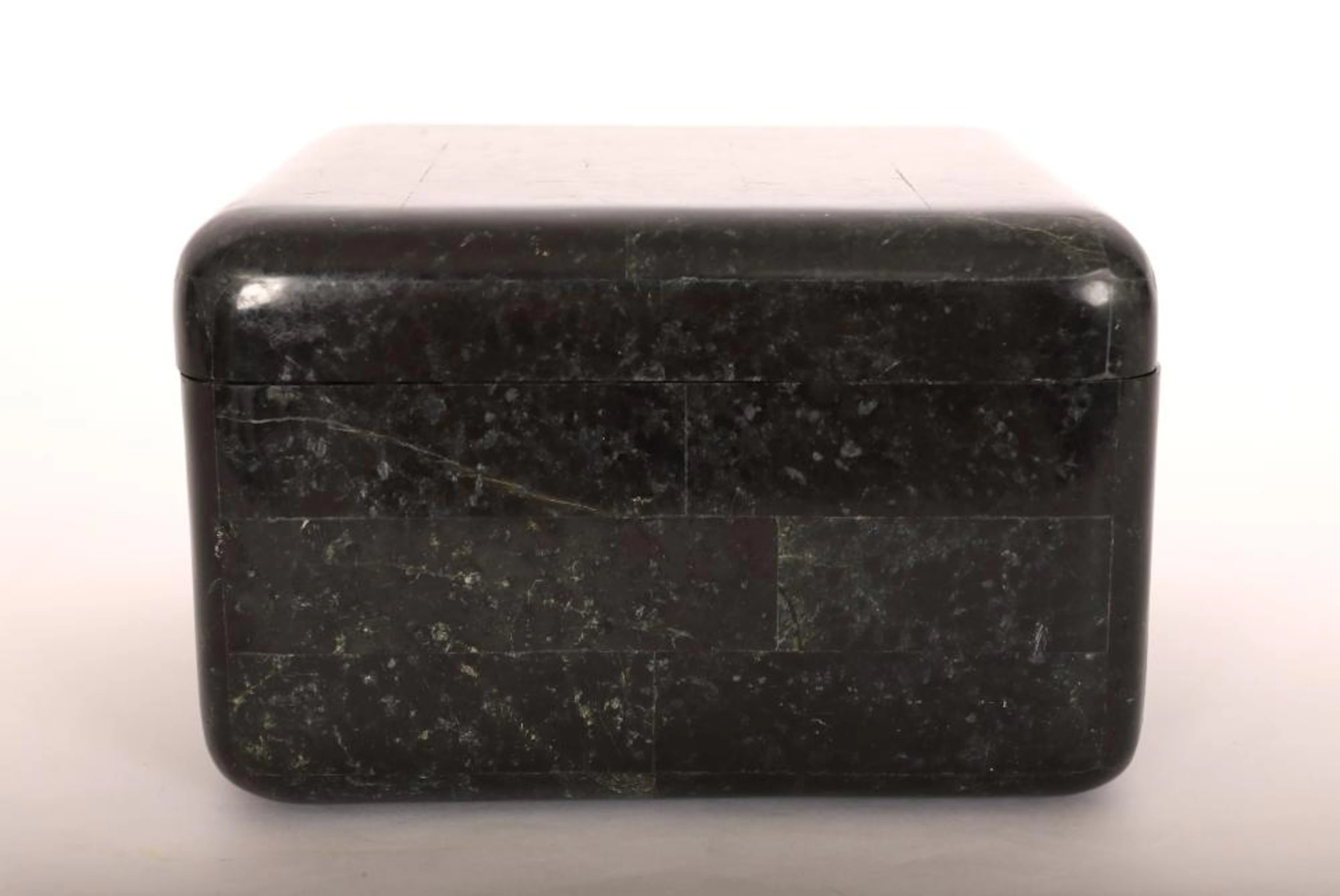 Vintage Renoir Designs Tessellated Stone Box wLid