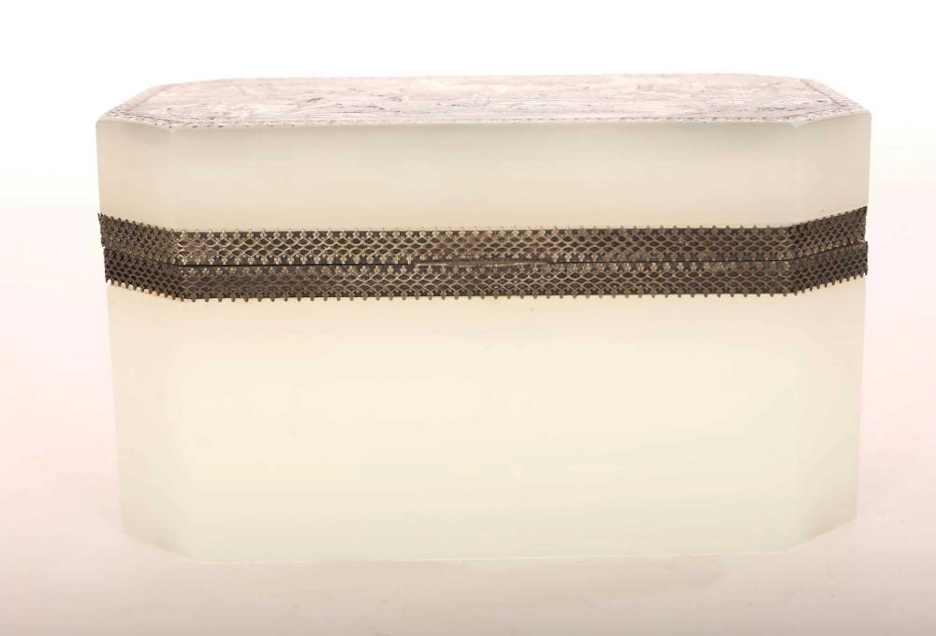 French Lg Octagonal Opaline Hinged Lid Dresser Box