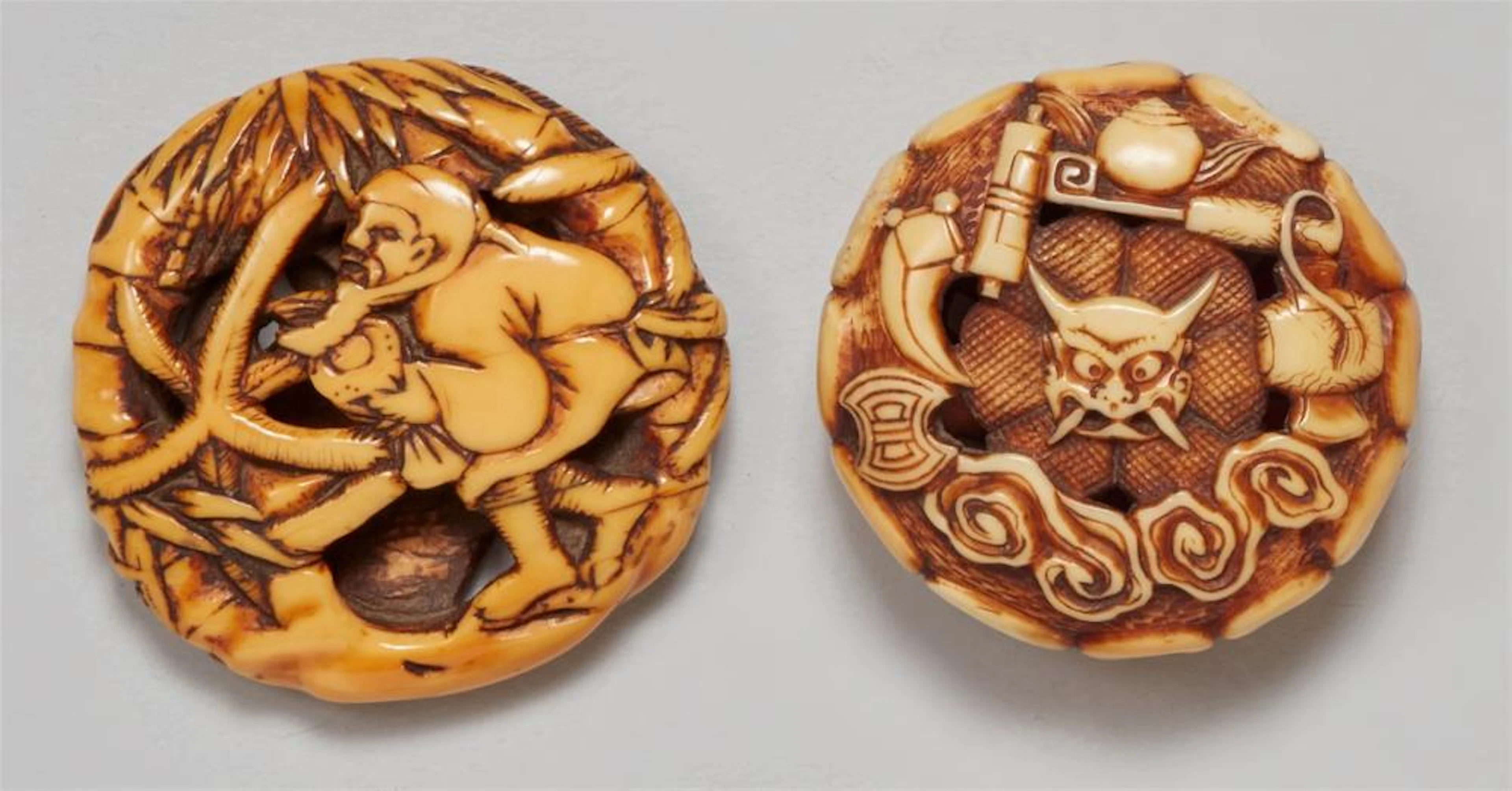 Two ryusa manju 19th century
