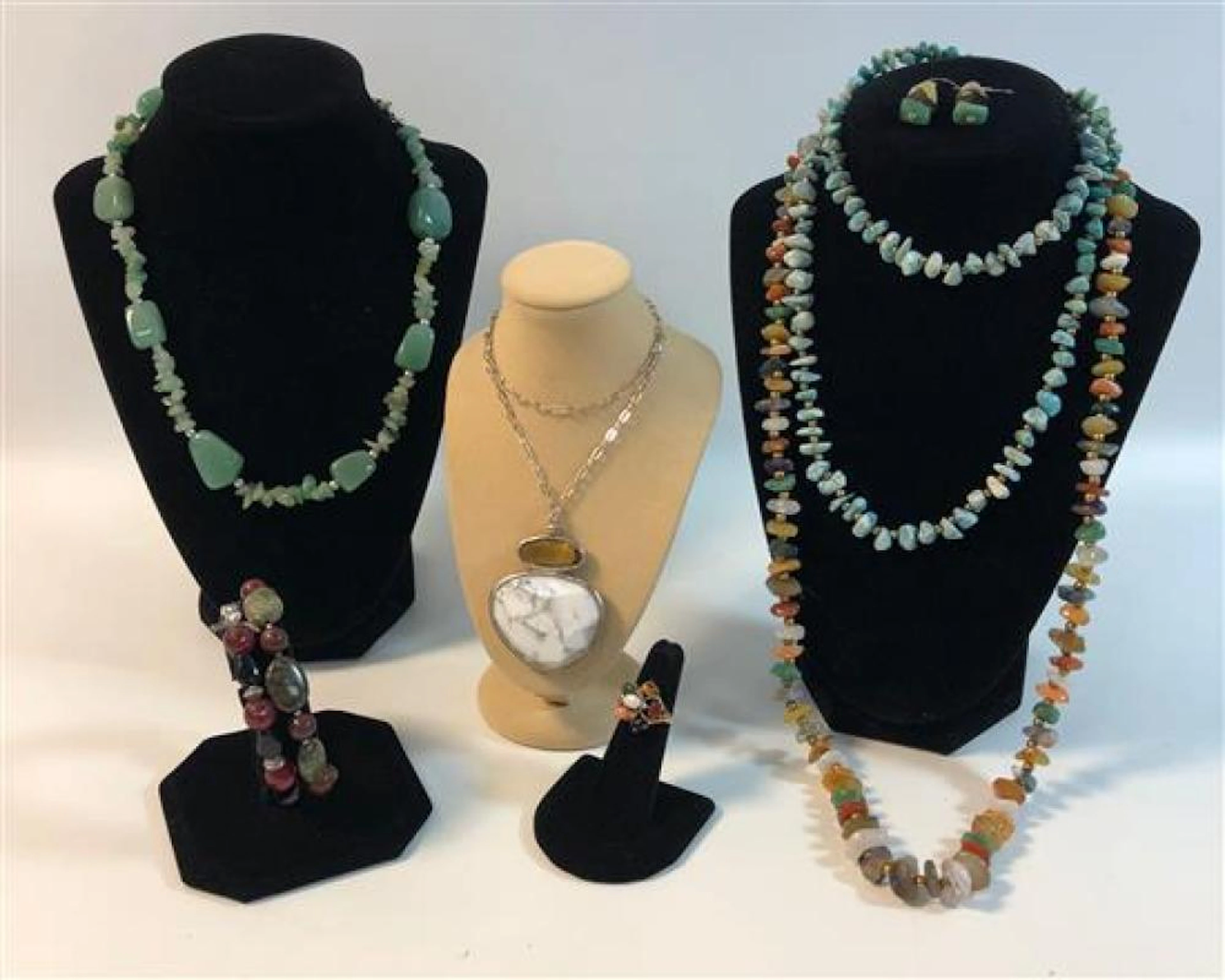 SEMI-PRECIOUS STONE FASHION JEWELRY