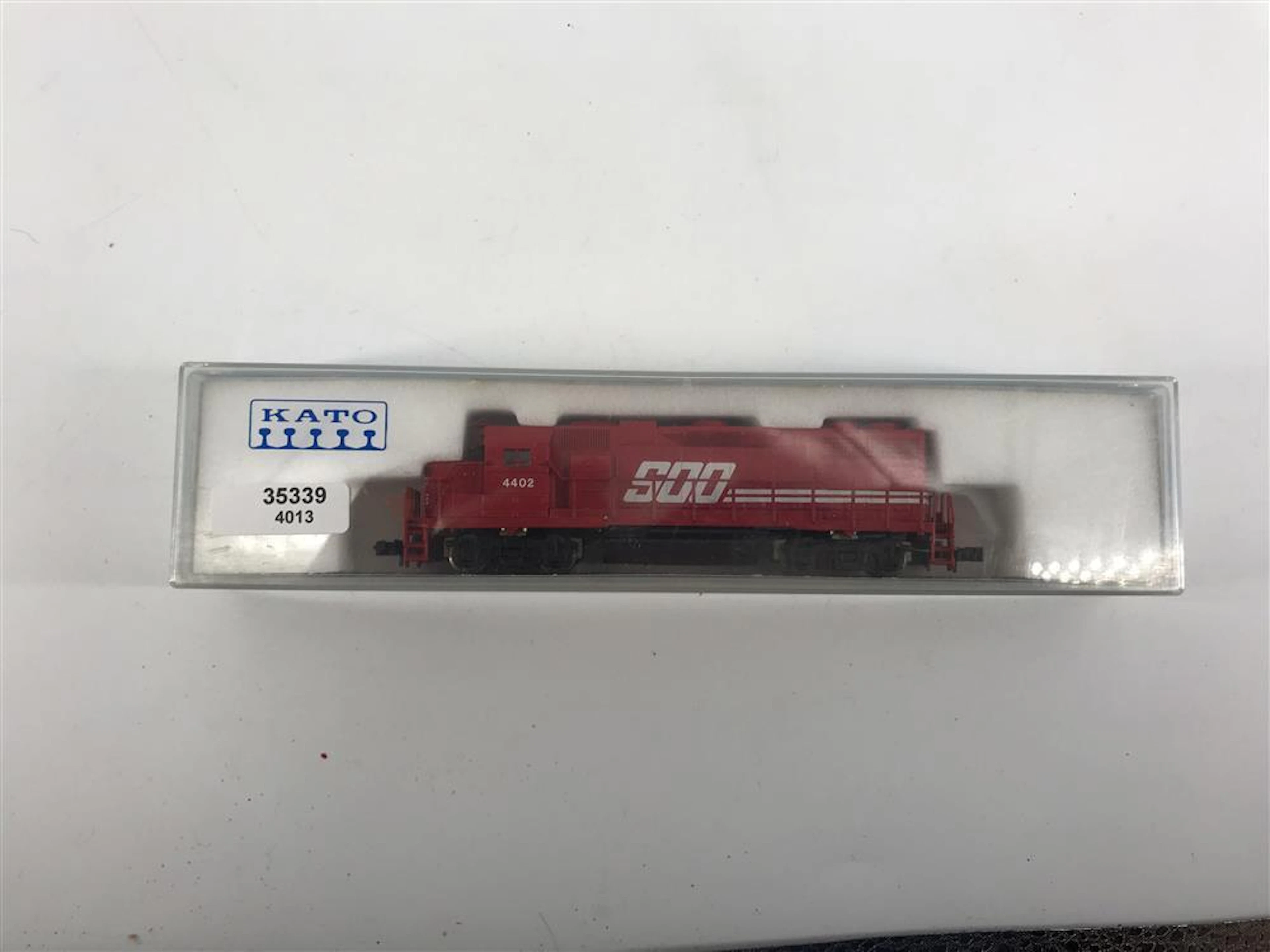 KATO MP GP-38 LN IN ORIGINAL BOX SOOLINE