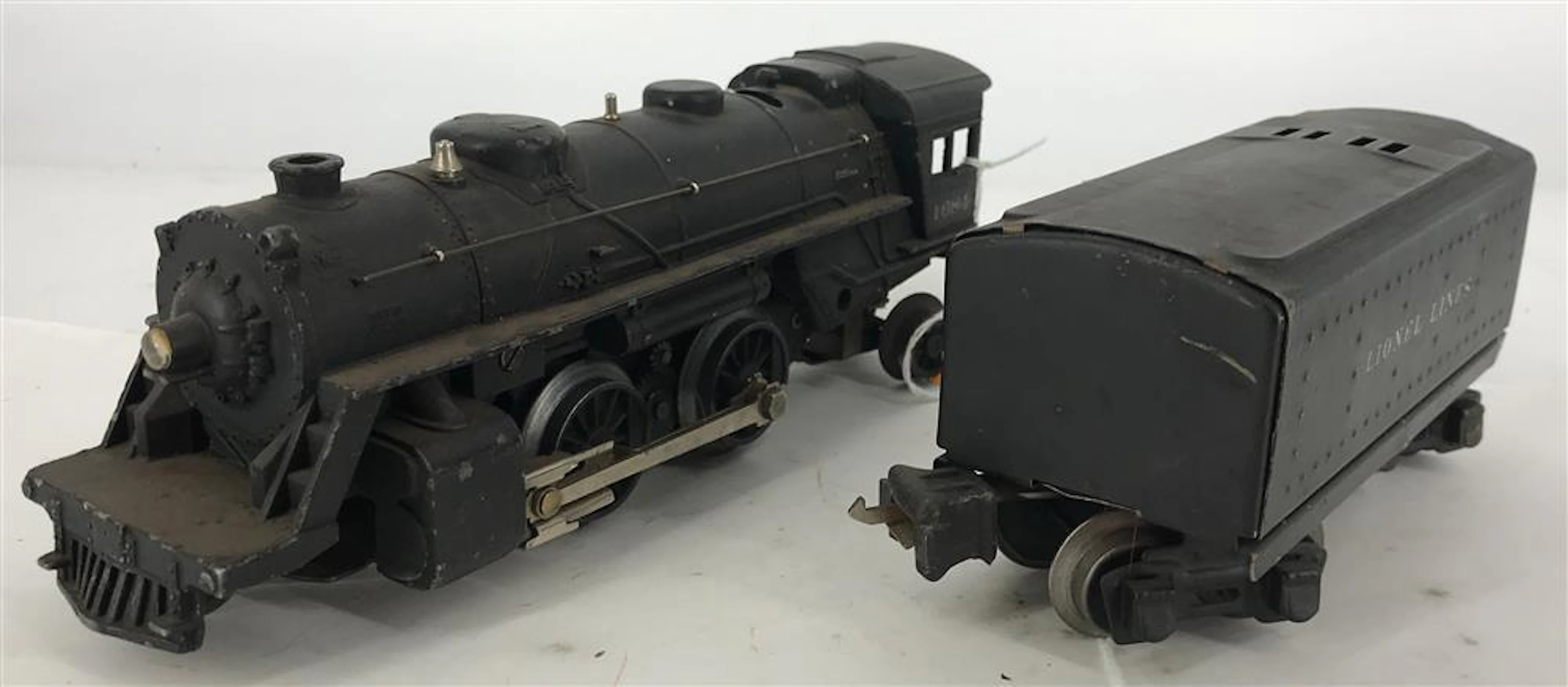 LIONEL O GAUGE PRE WAR- 1684 ENGINE WITH 1689 TENDER
