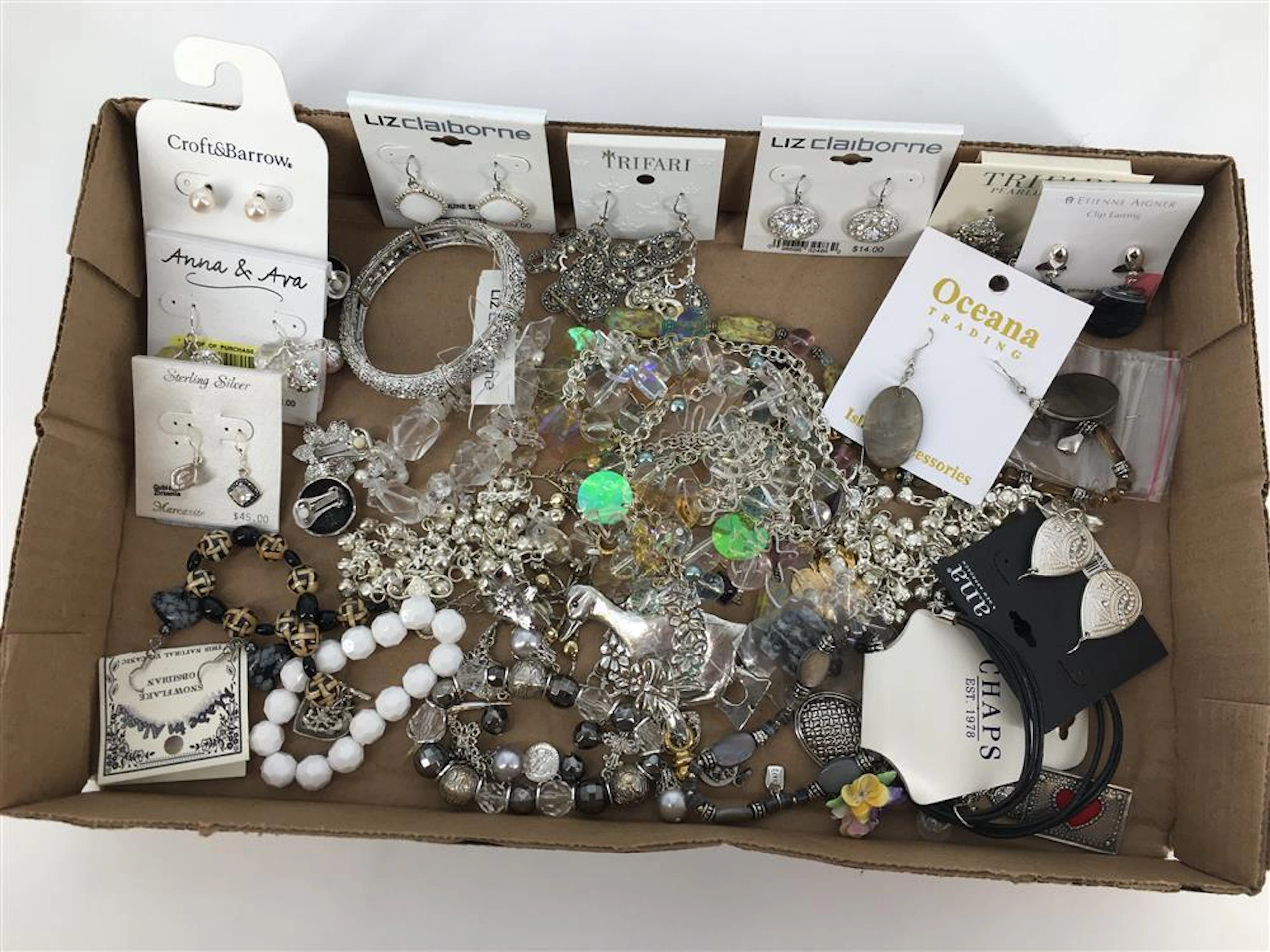 LOT OF ASSORTED FASHION AND COSTUME JEWELRY AND ACCESSORIES