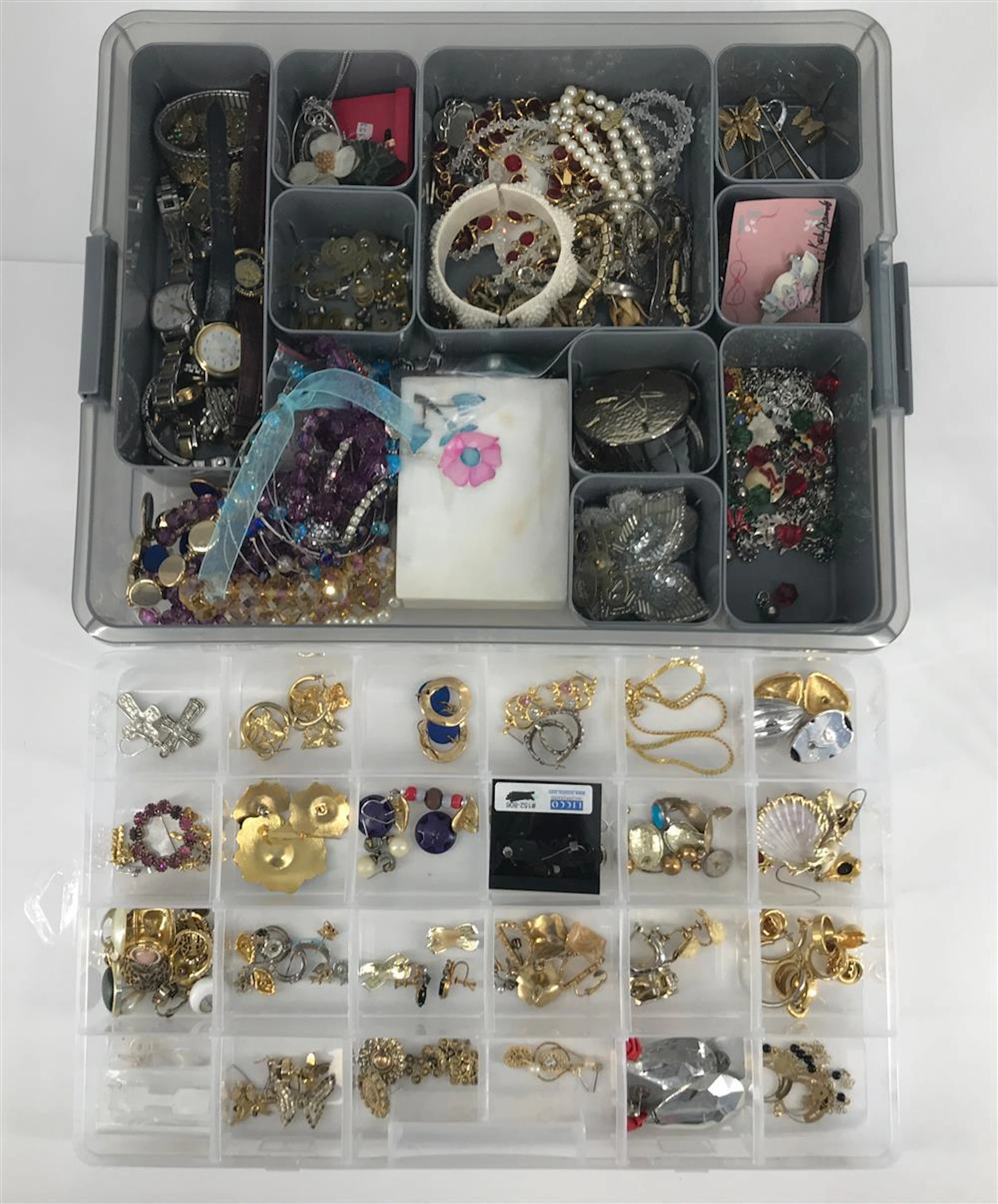 LOT OF ASSORTED FASHION AND COSTUME JEWELRY