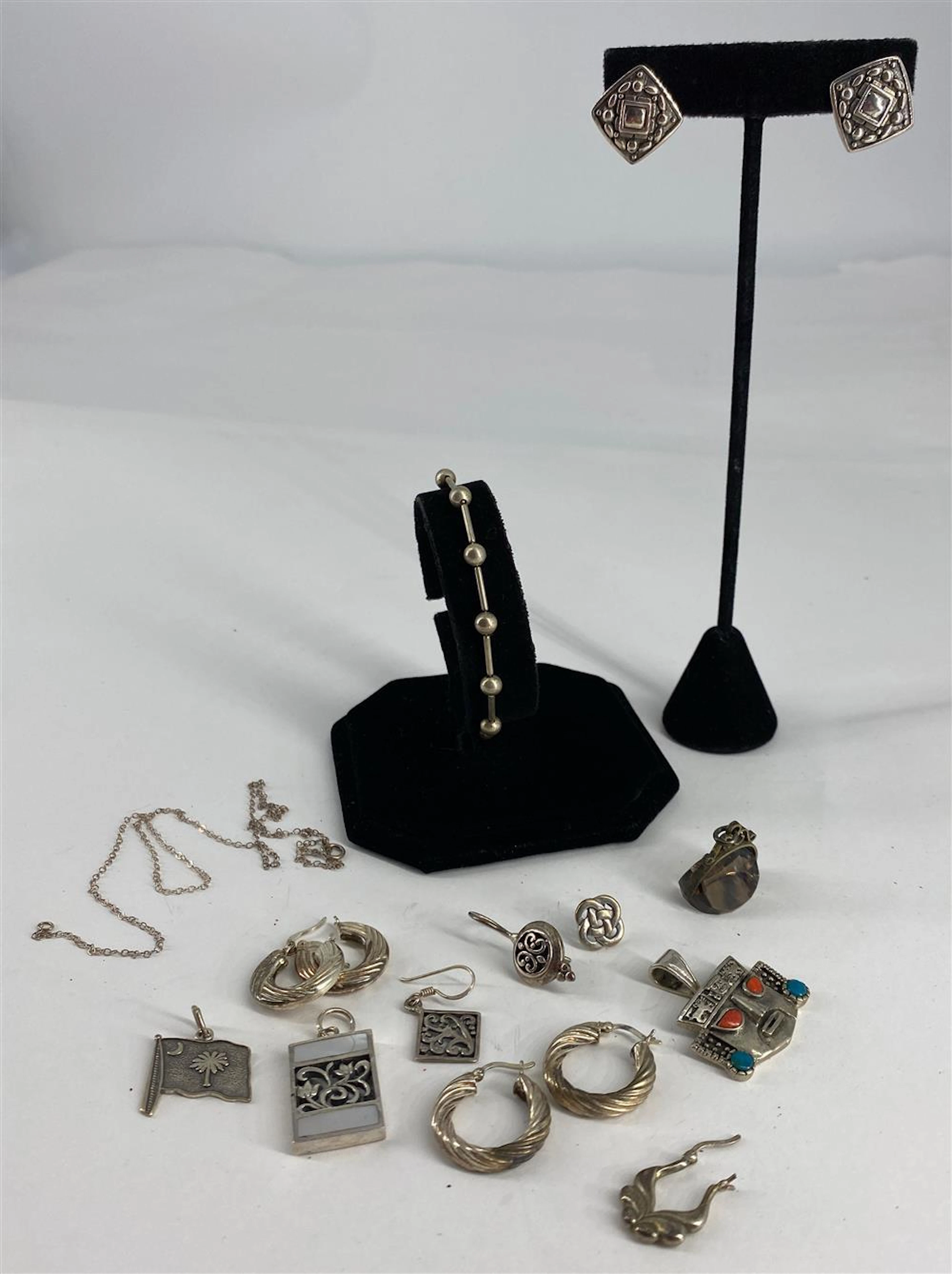 LOT OF STERLING SILVER JEWELRY