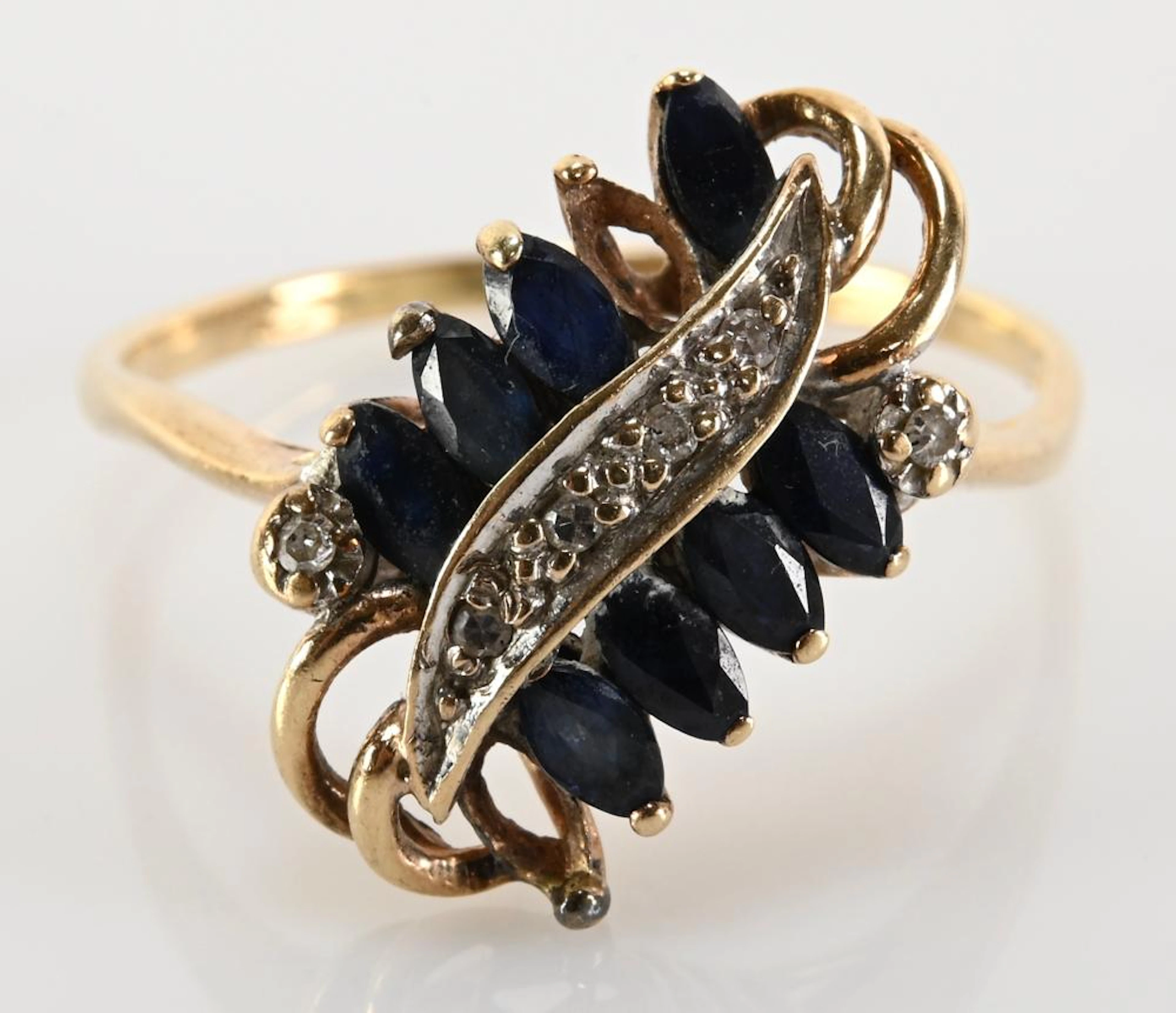 Vintage 10K Gold Designer Jewelry Ring