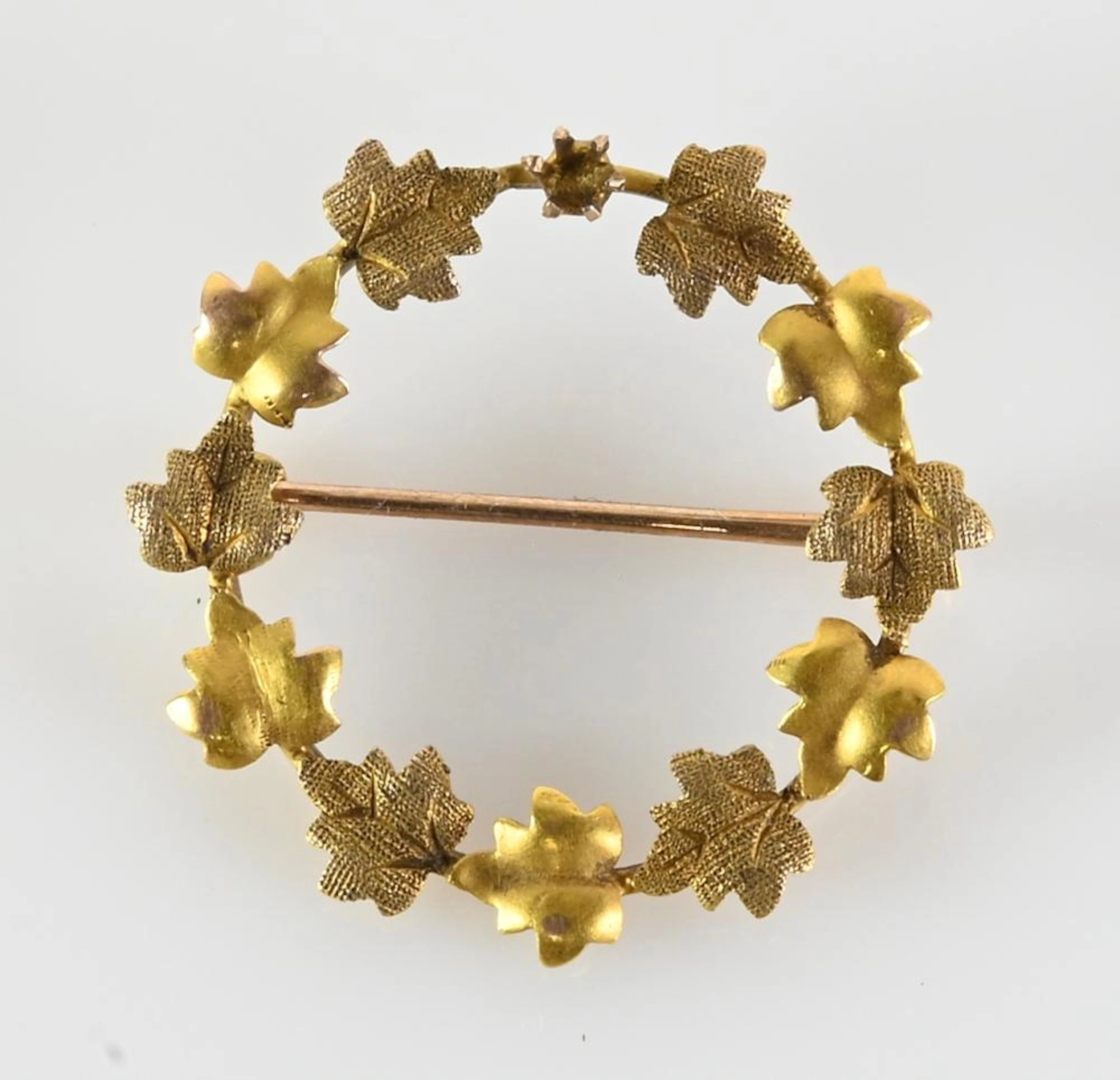 Vintage 10K Gold Designer Jewelry Maple Leaf Brooch