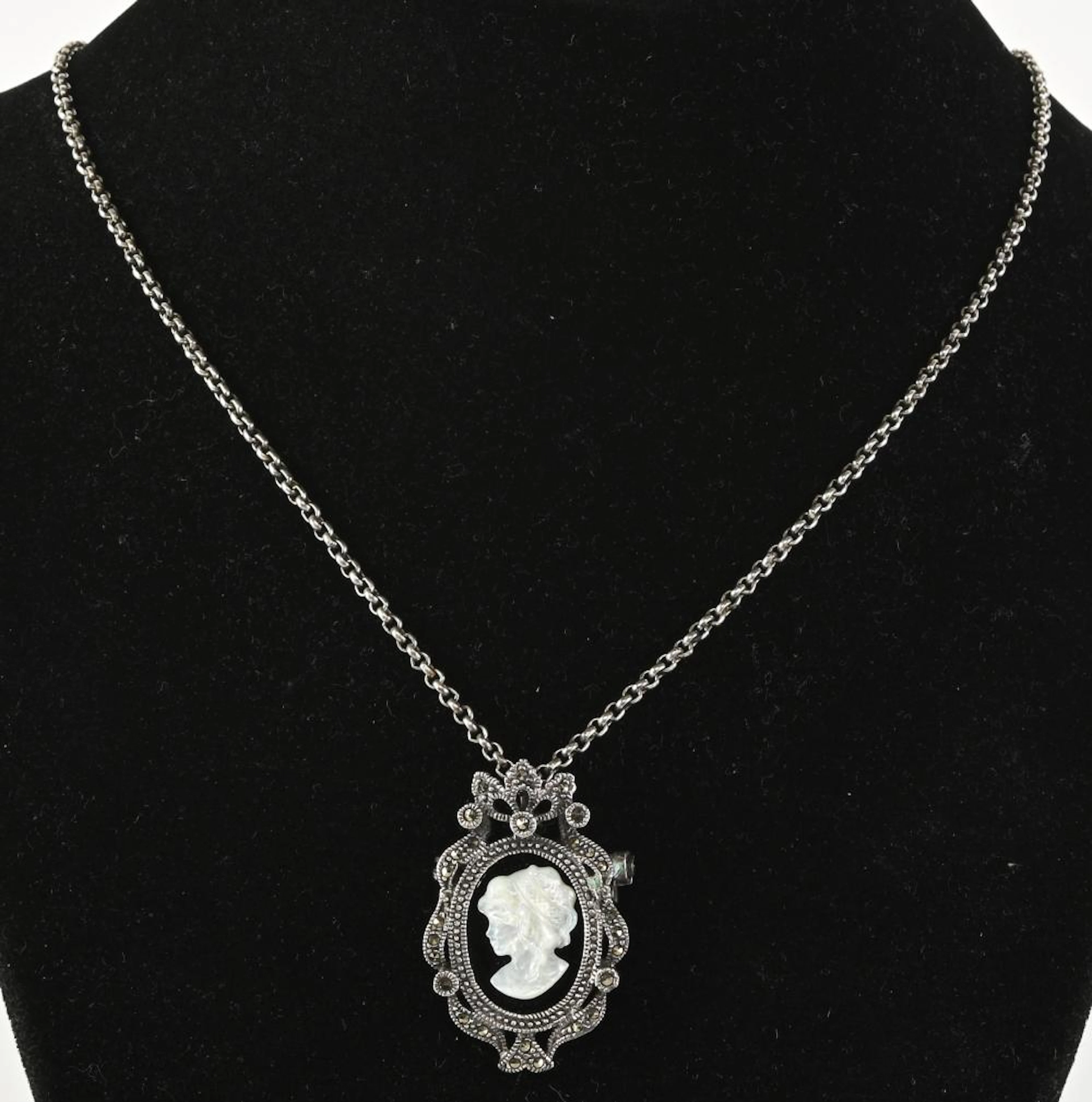 Vintage 925 Designer Jewelry Necklace Cameo Pendant