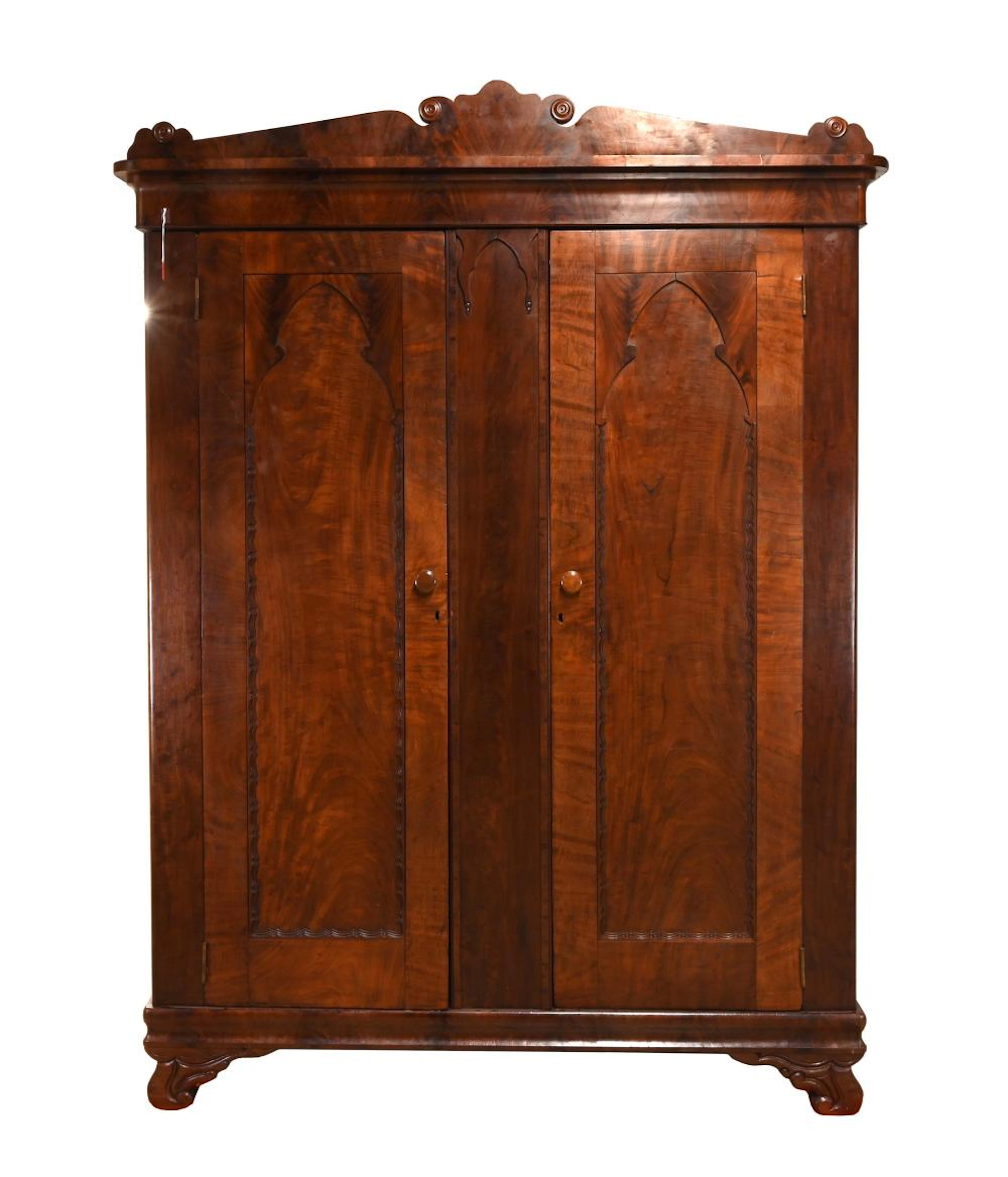 Thomas Day Milton N.C. Furniture Massive Linen Press Woody Collectio