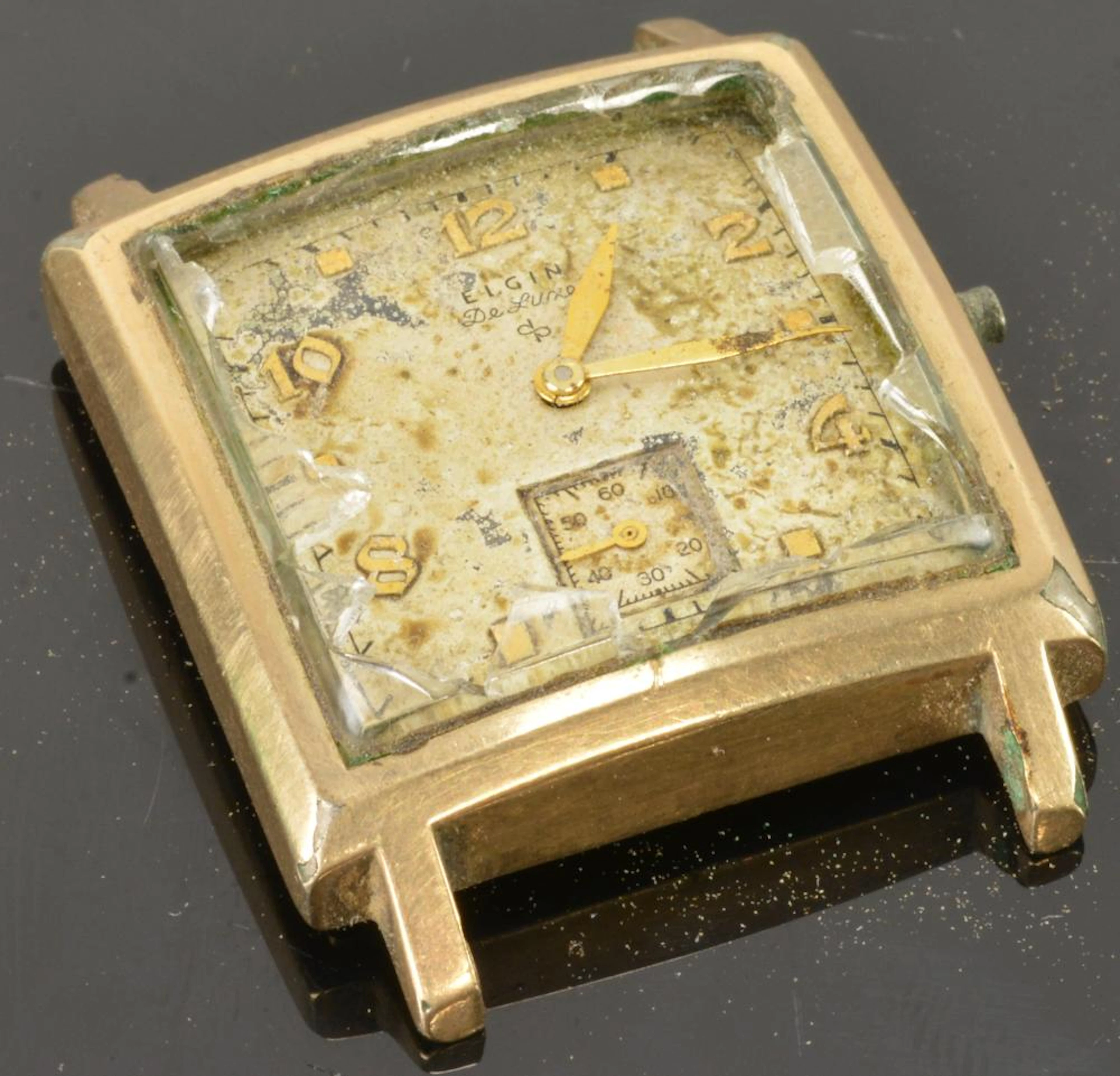 Vintage Elgin De Luxe 641 Mens Wristwatch