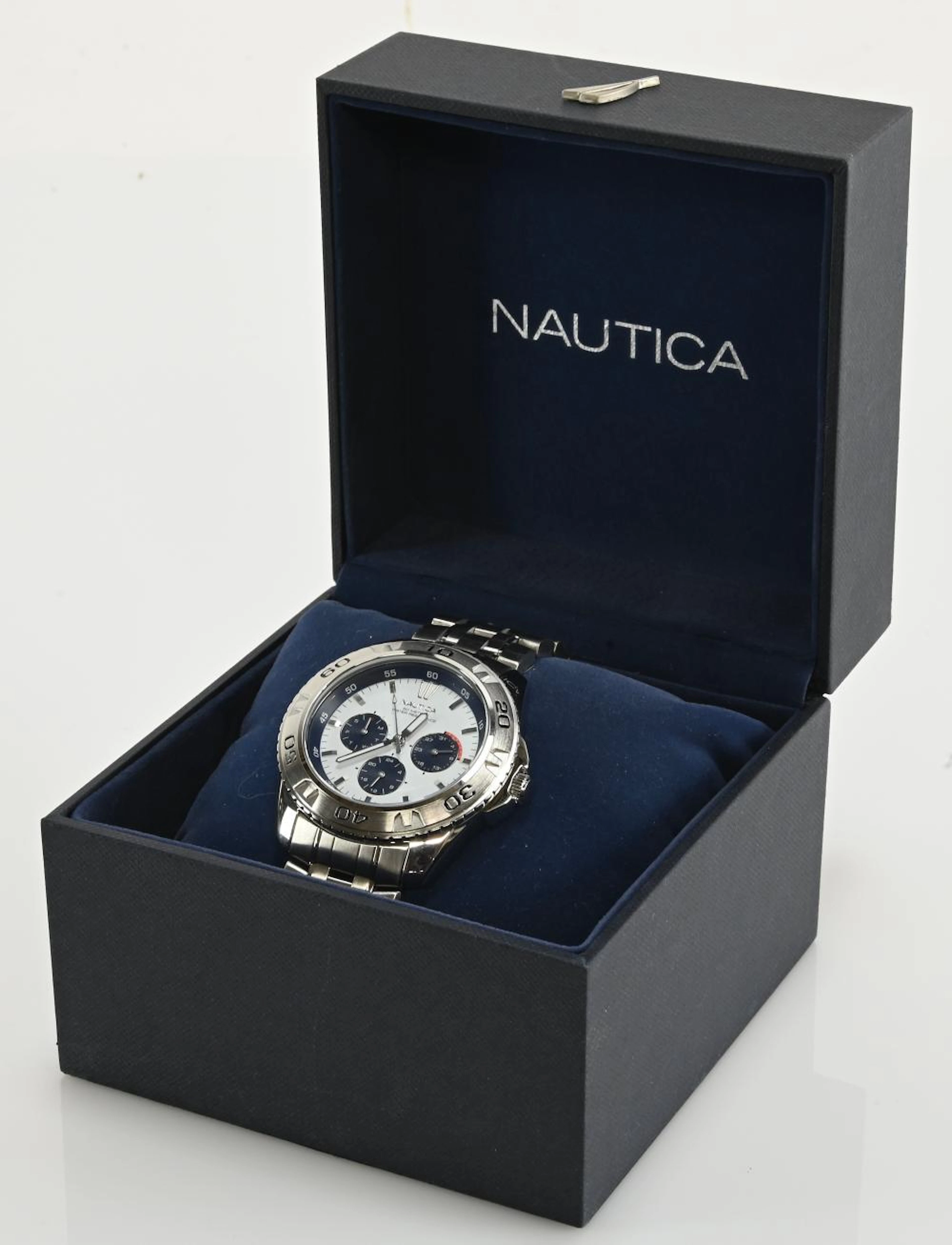 Vintage Nautica 50 Meters Men's Wristwatch