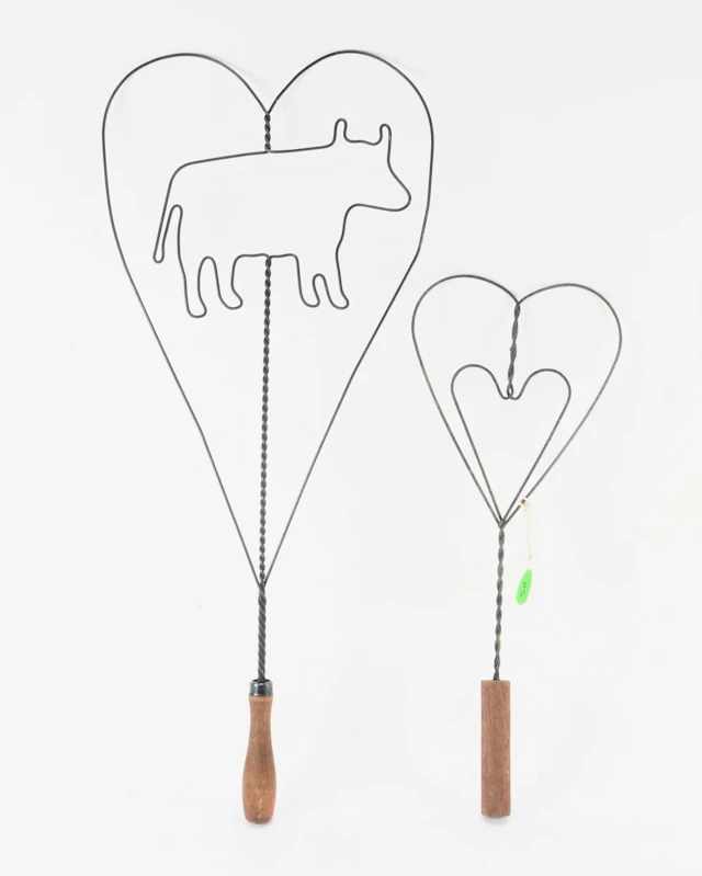 Vintage Country Wire Rug Beaters