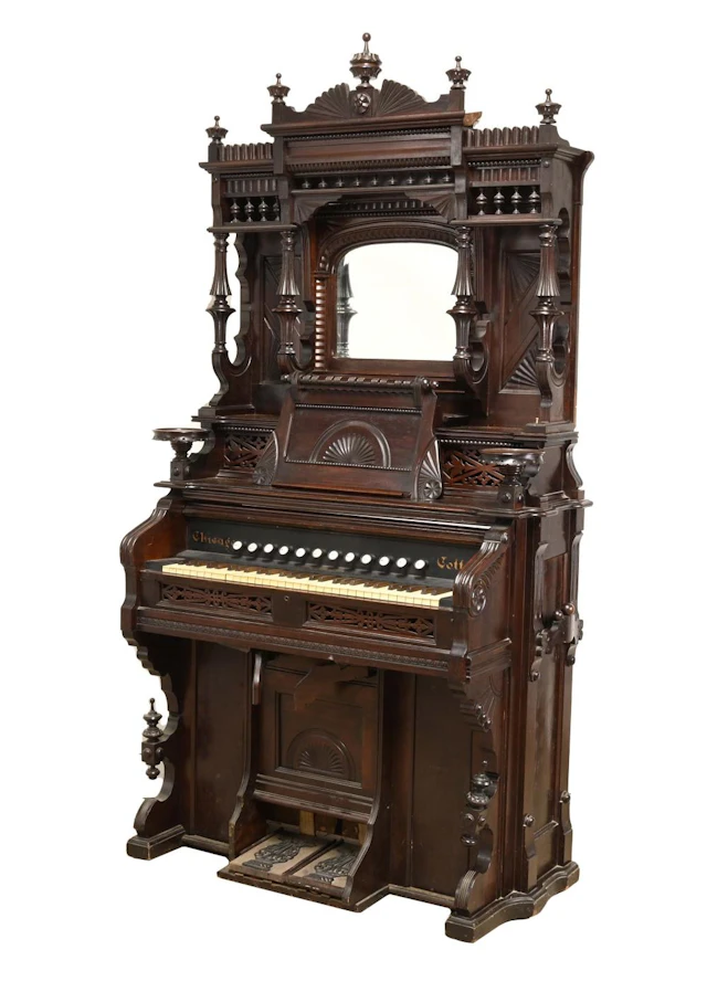 Antique Organ S 700 By The Cable Co. Chicago