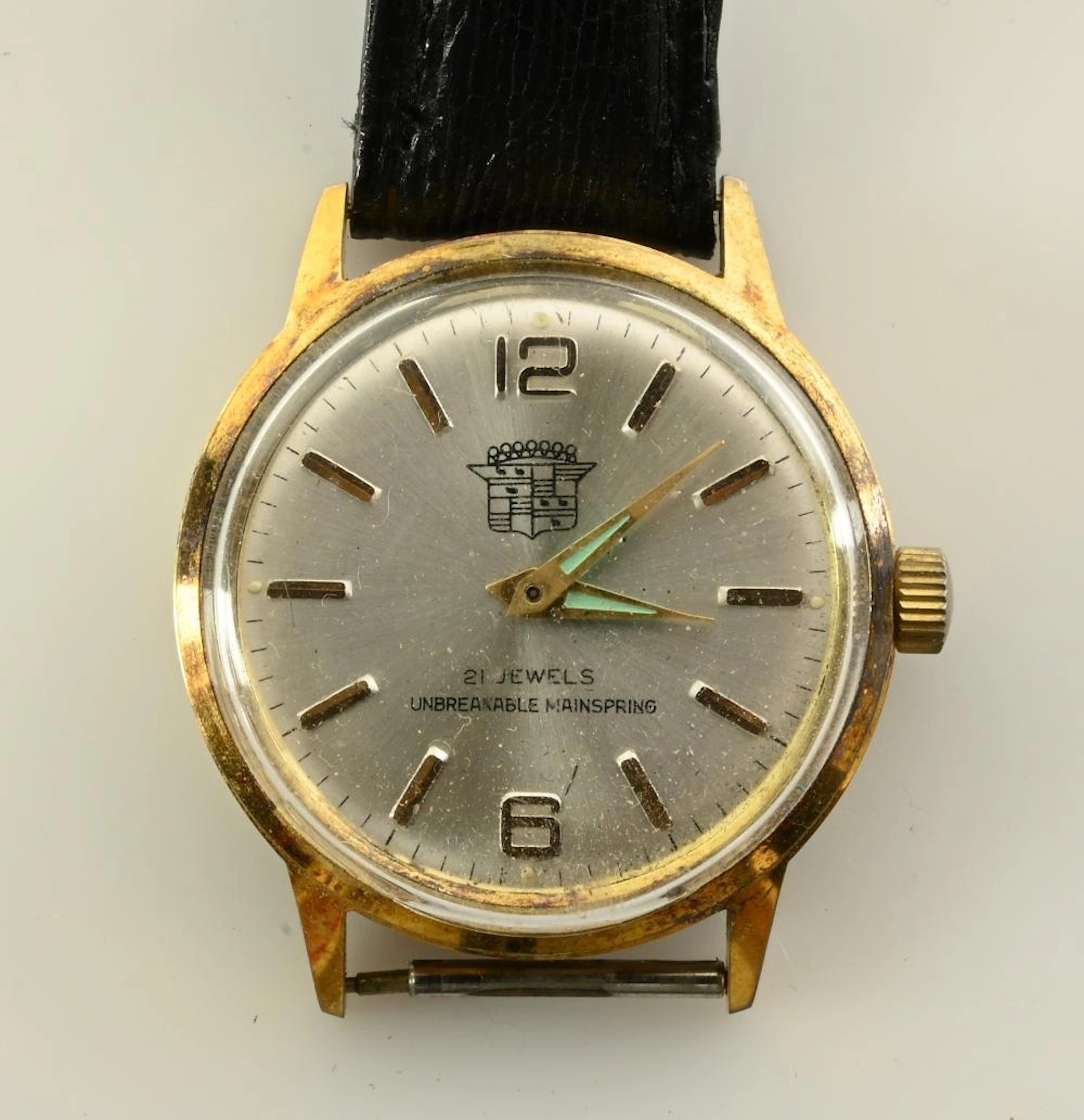 Vintage Cadillac Logo 21 Jewel Mens Wristwatch
