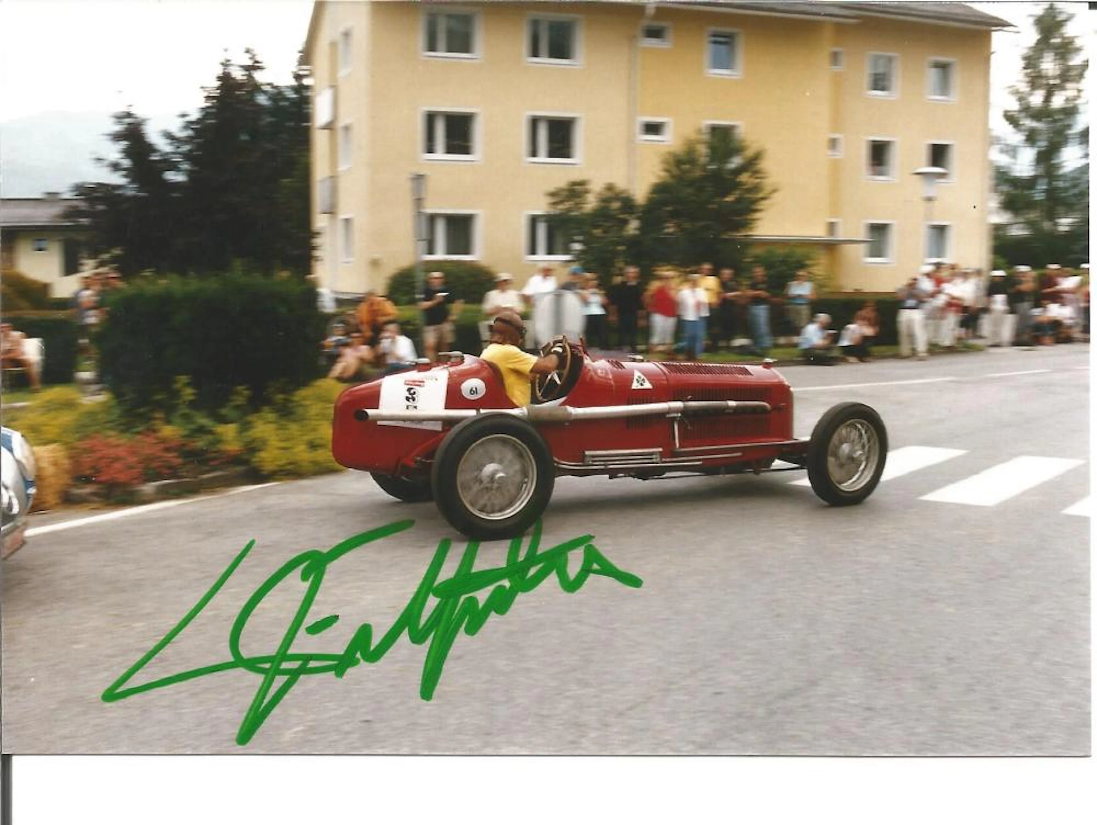 Emerson Fittipaldi signed 6x4 colour photo. semi-retired Brazilian automobile racing driver who