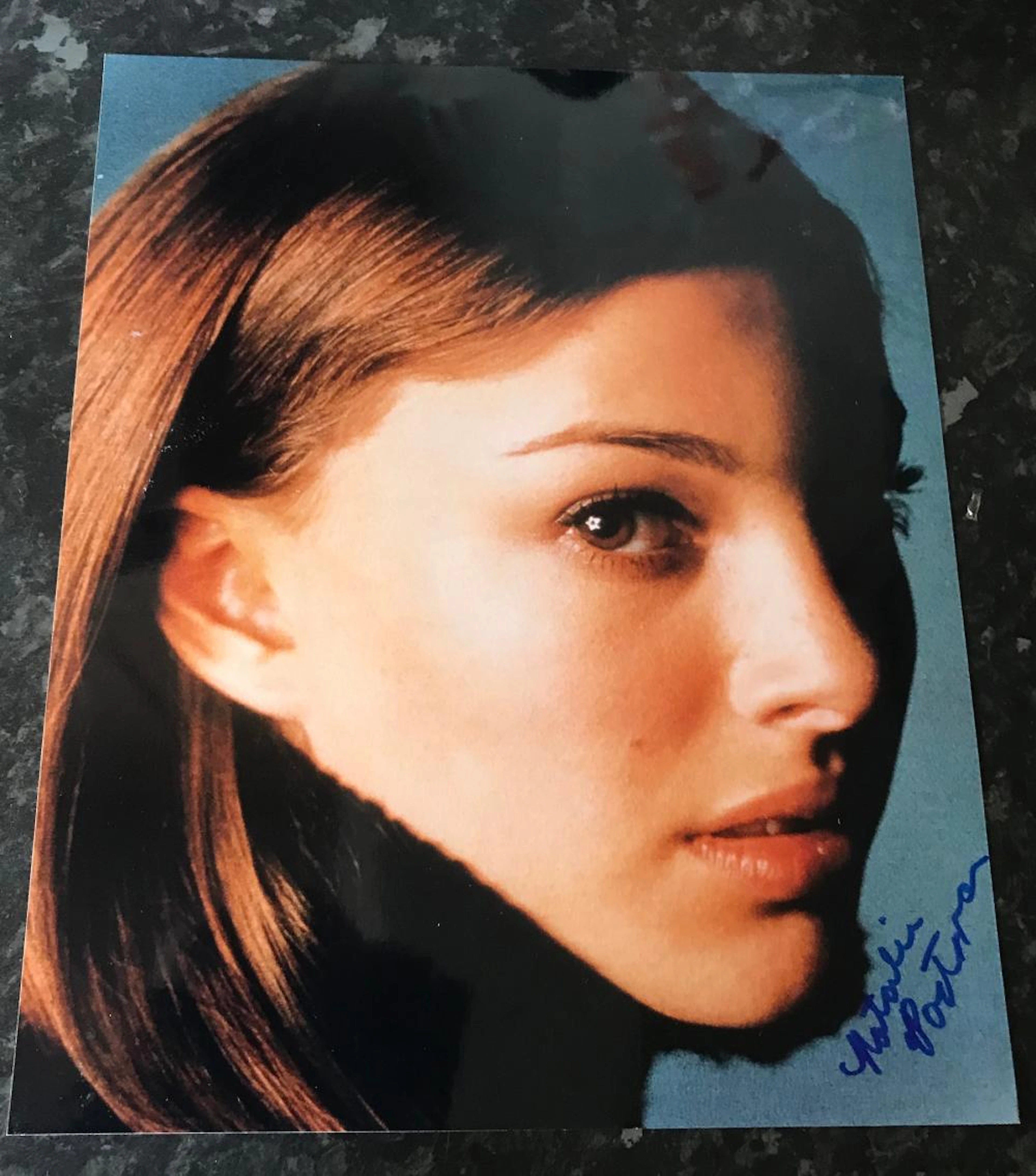 Natalie Portman signed 10 x 8 inch colour photo. Condition 7/10. All autographs come with a
