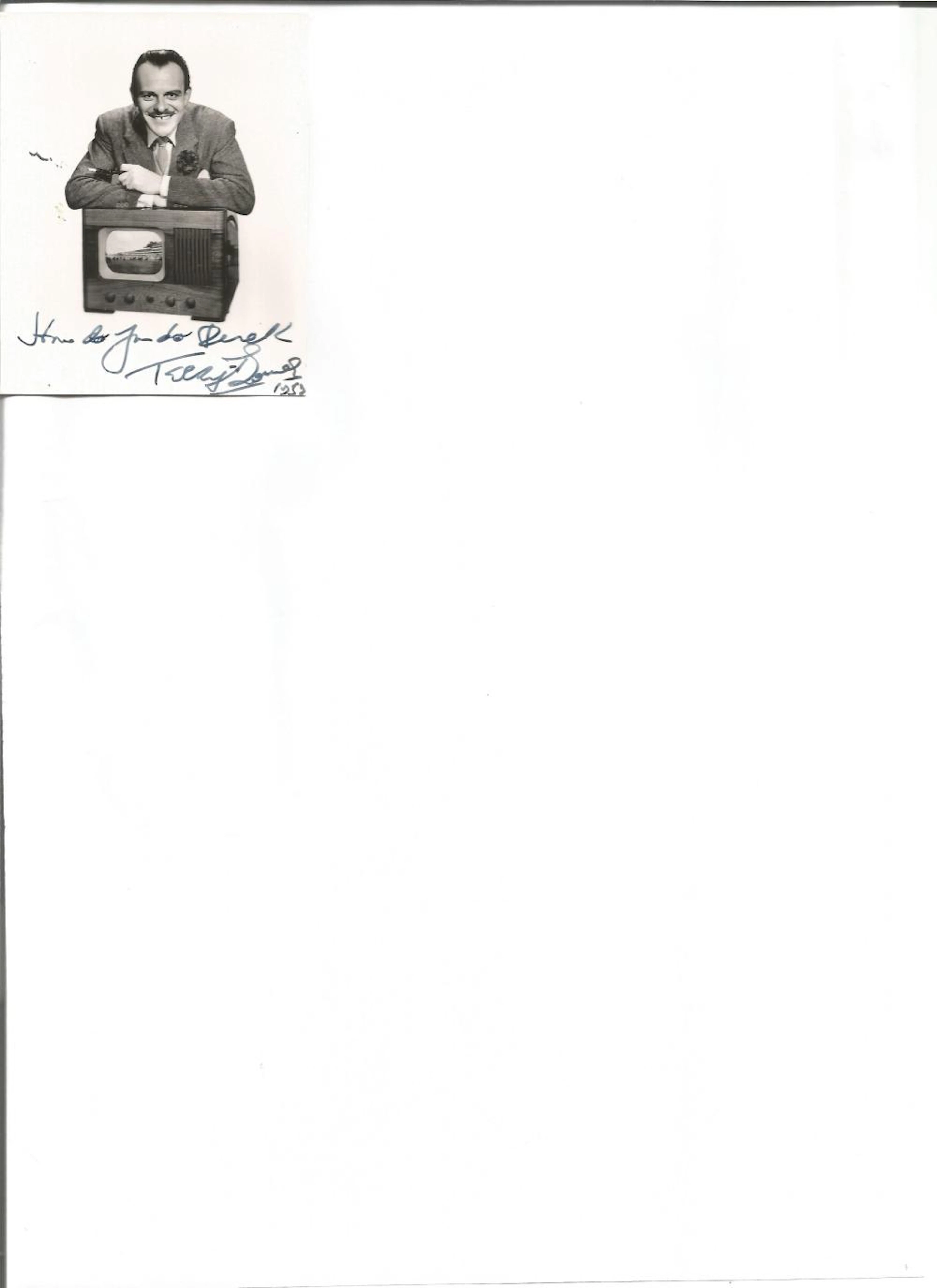 Terry Thomas signed 3x3 b/w photo. 14 July 1911 – 8 January 1990 English comedian and character