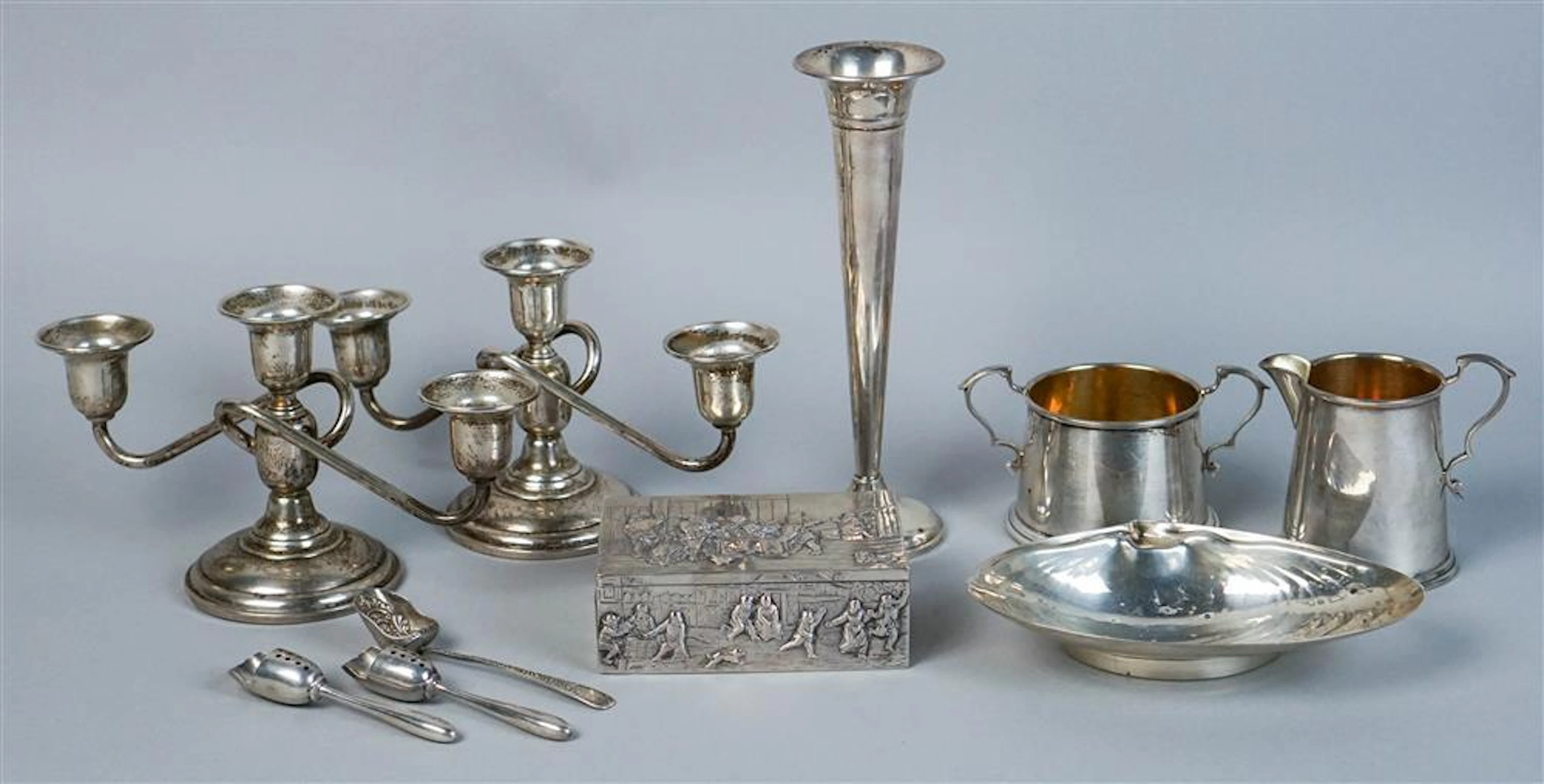 GROUP OF SILVER ITEMS