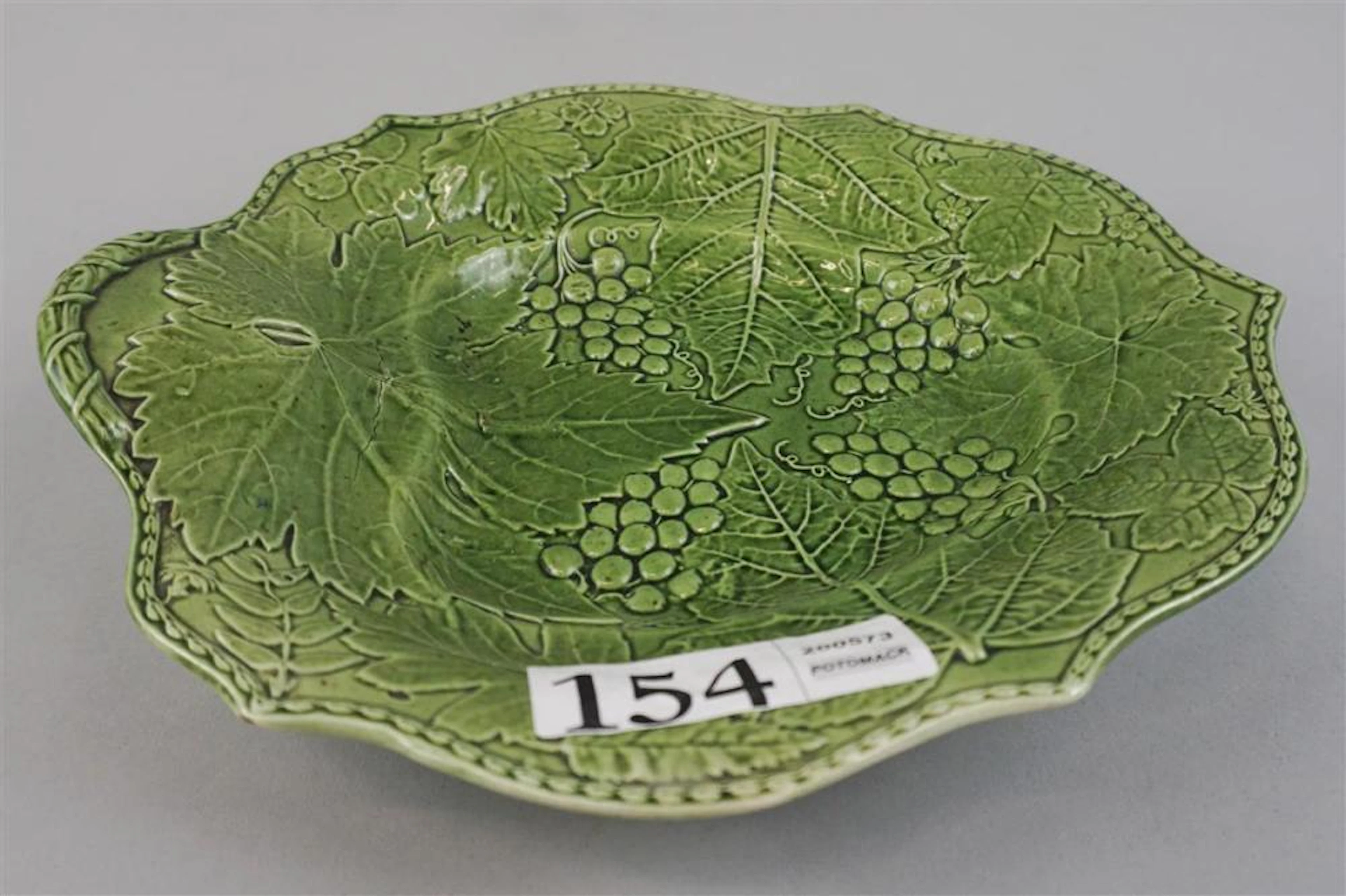 GOODWINS AND HARRIS GREEN MAJOLICA LEAF-FORM DISH, 19TH CENTURY