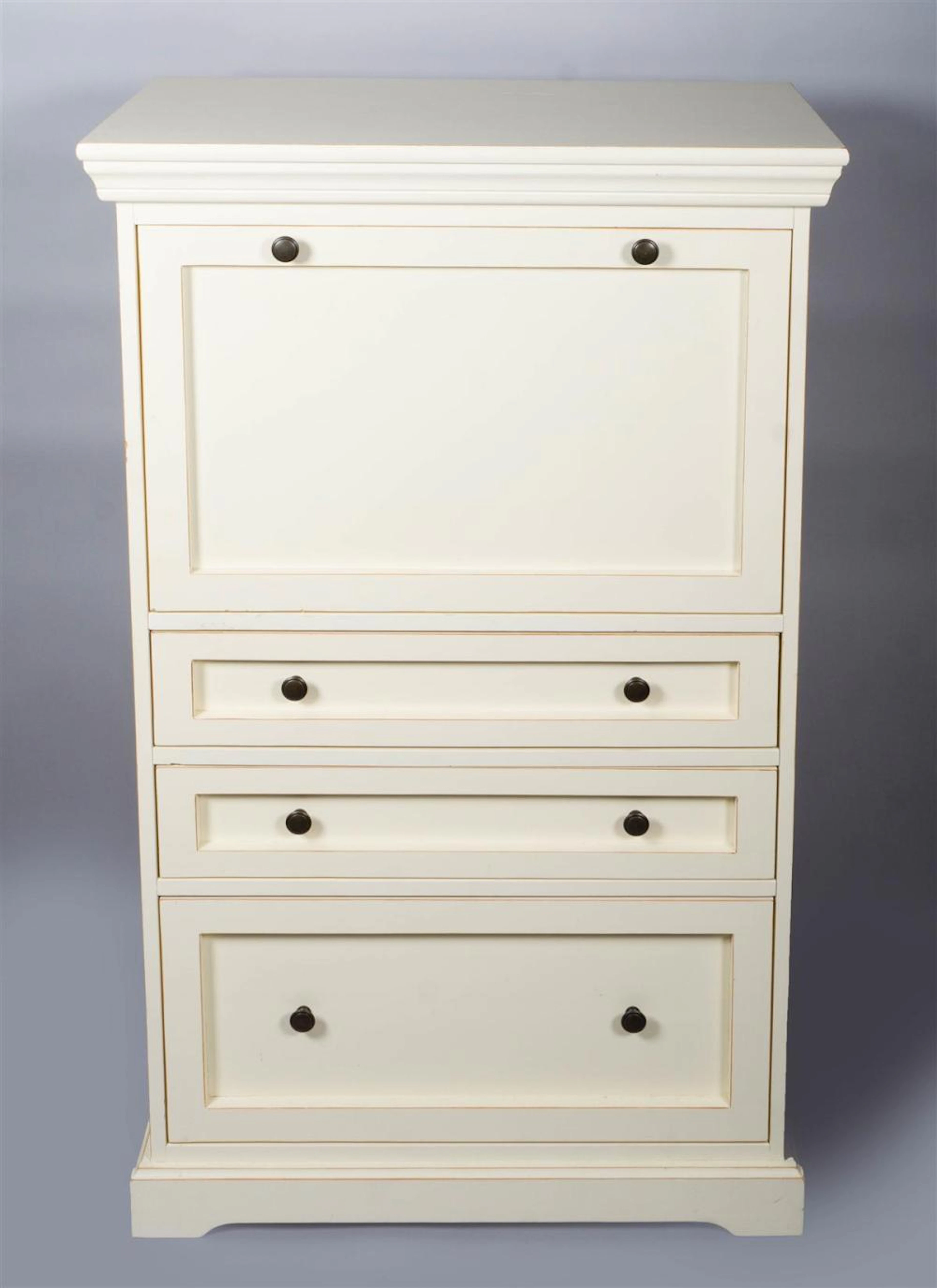 MODERN WHITE DESK