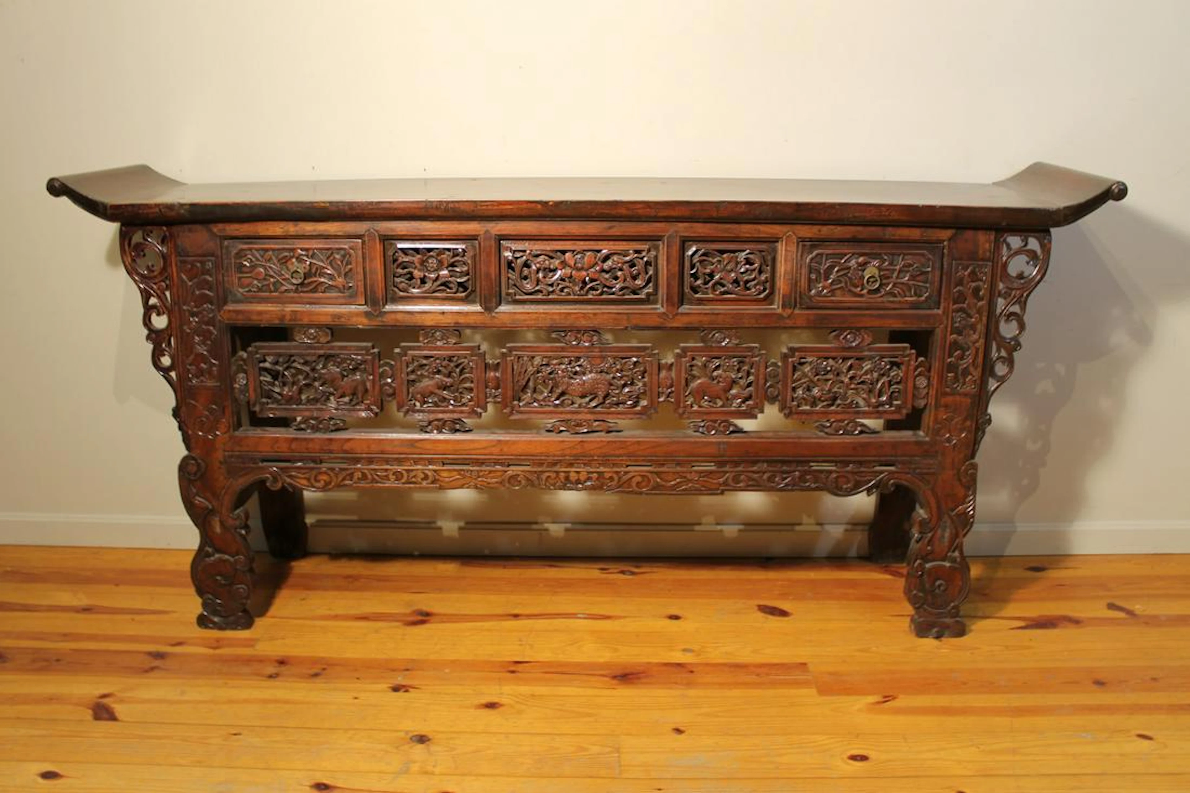 Front carved 7" long Asian alter, floral and animal