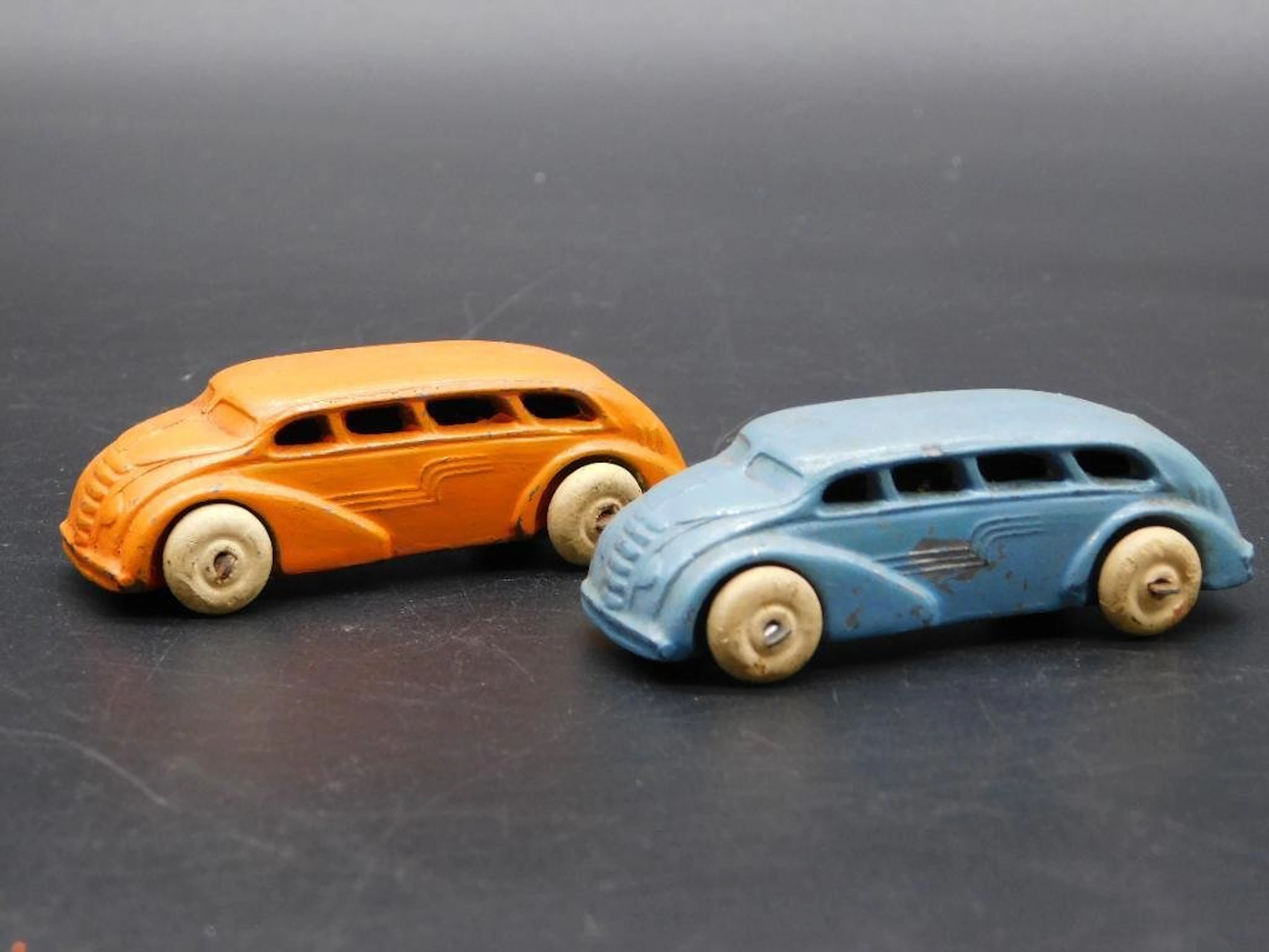 SET OF 2 CARS VINTAGE ANTIQUE