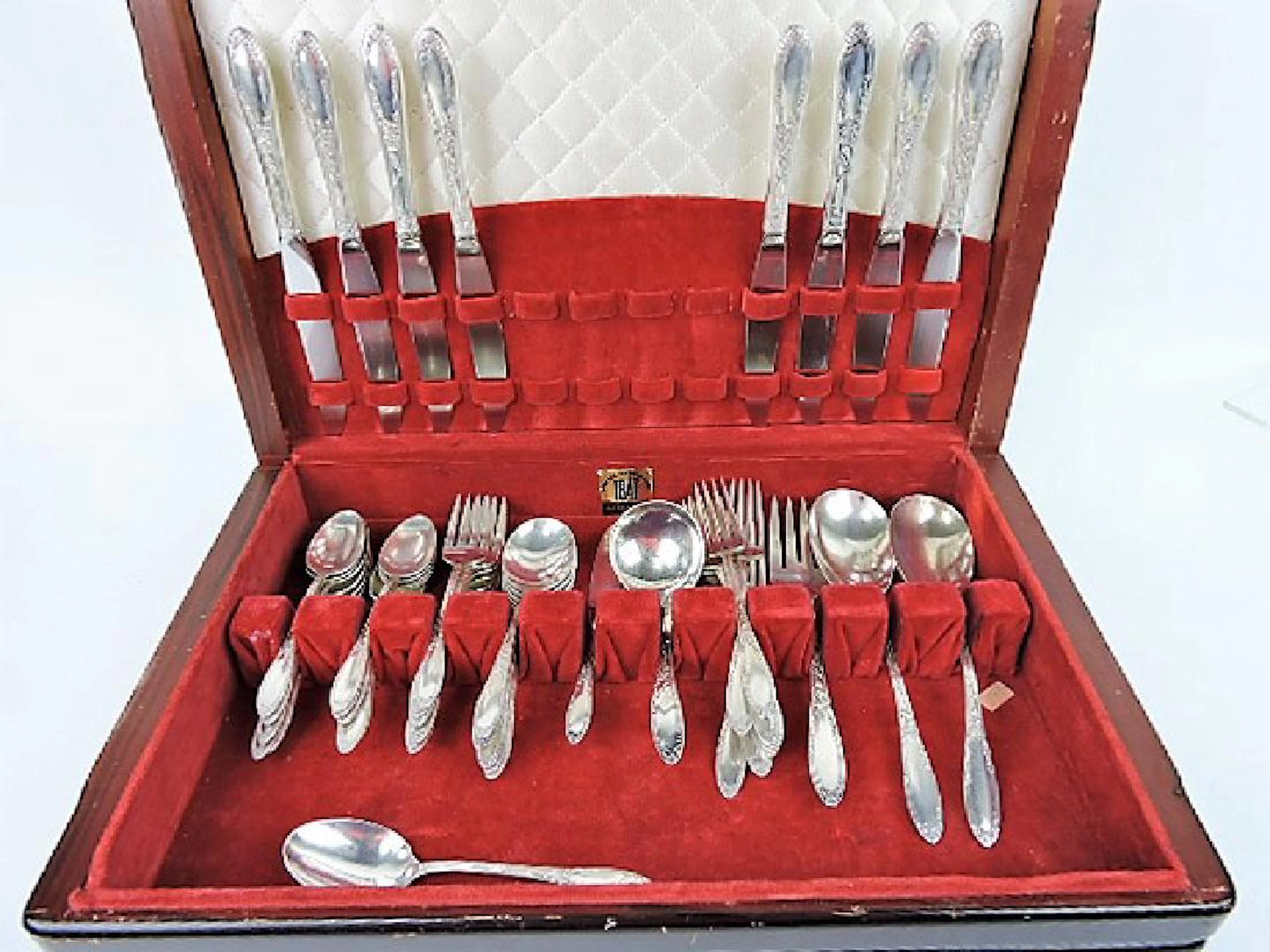 Oneida Virginian set of sterling silver flatware