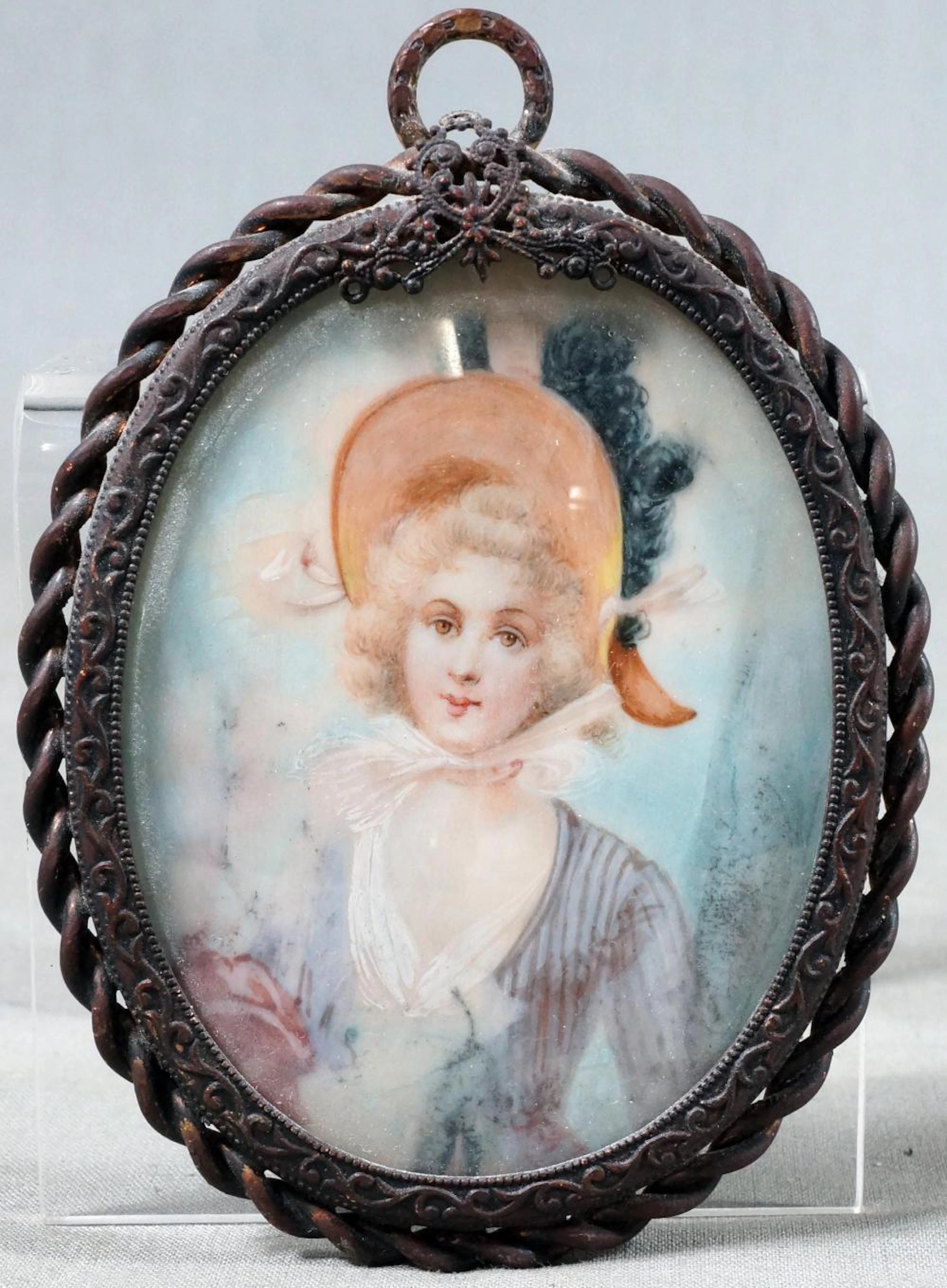 19TH CENTURY MINIATURE PORCELAIN PORTRAIT