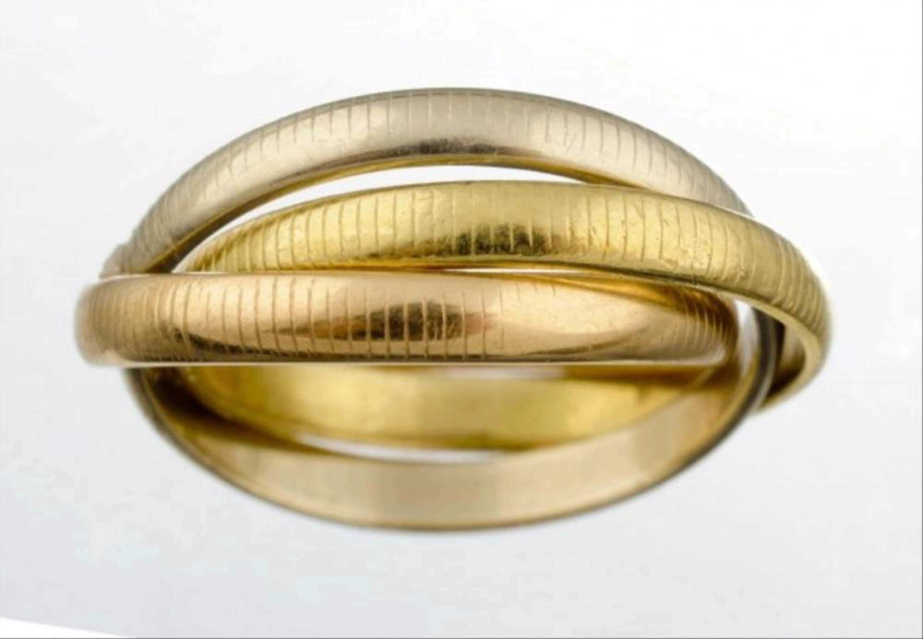 A Tricolor Gold Ring, Cartier