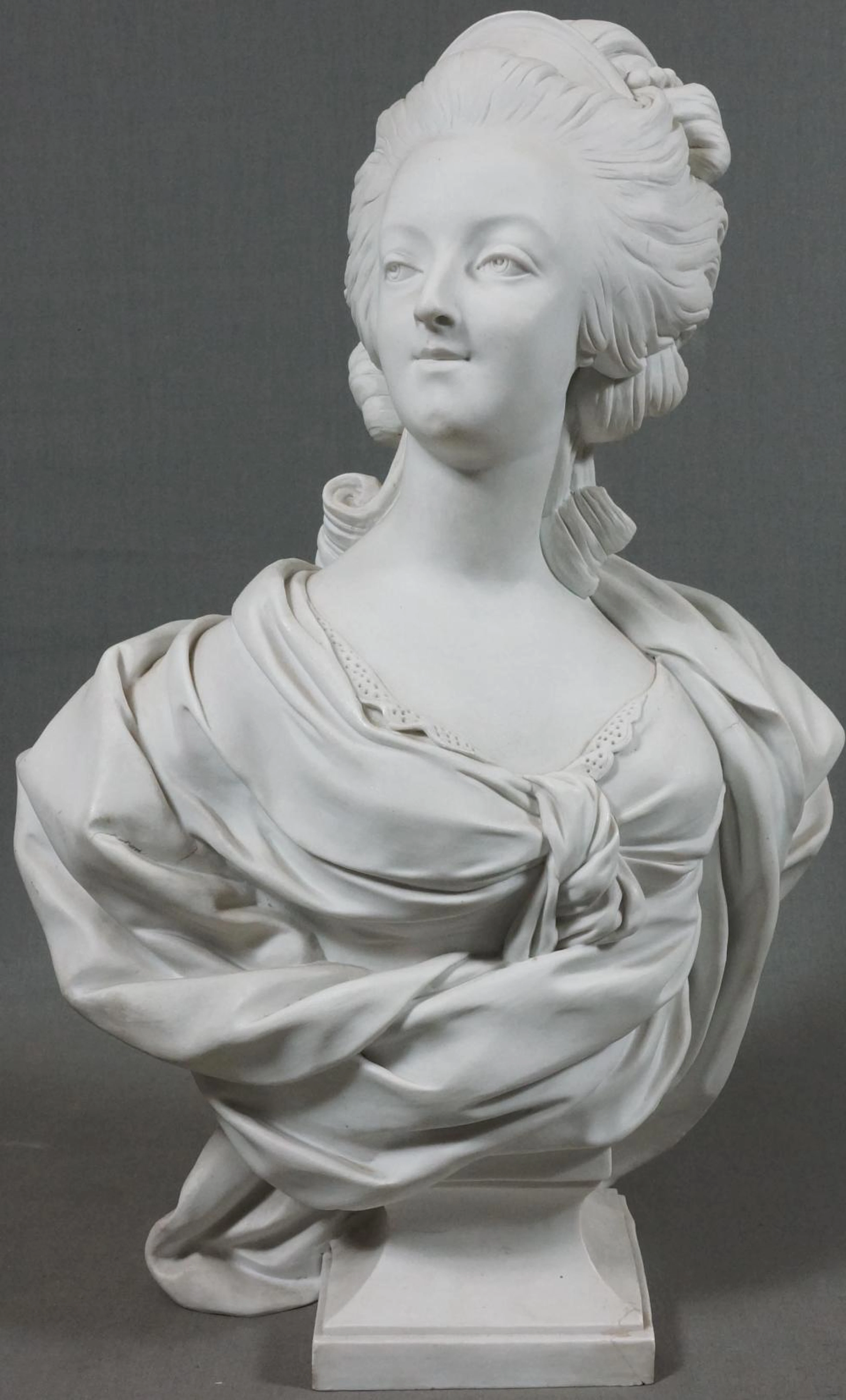 BISQUE PORCELAIN BUST OF MARIE ANTOINETTE