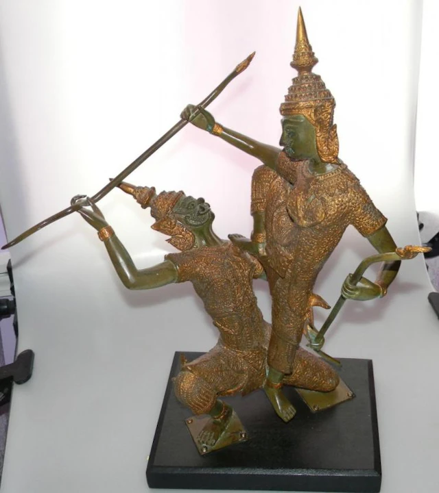 The Battle Between Phra Ram&Thotsakan Statue W1253