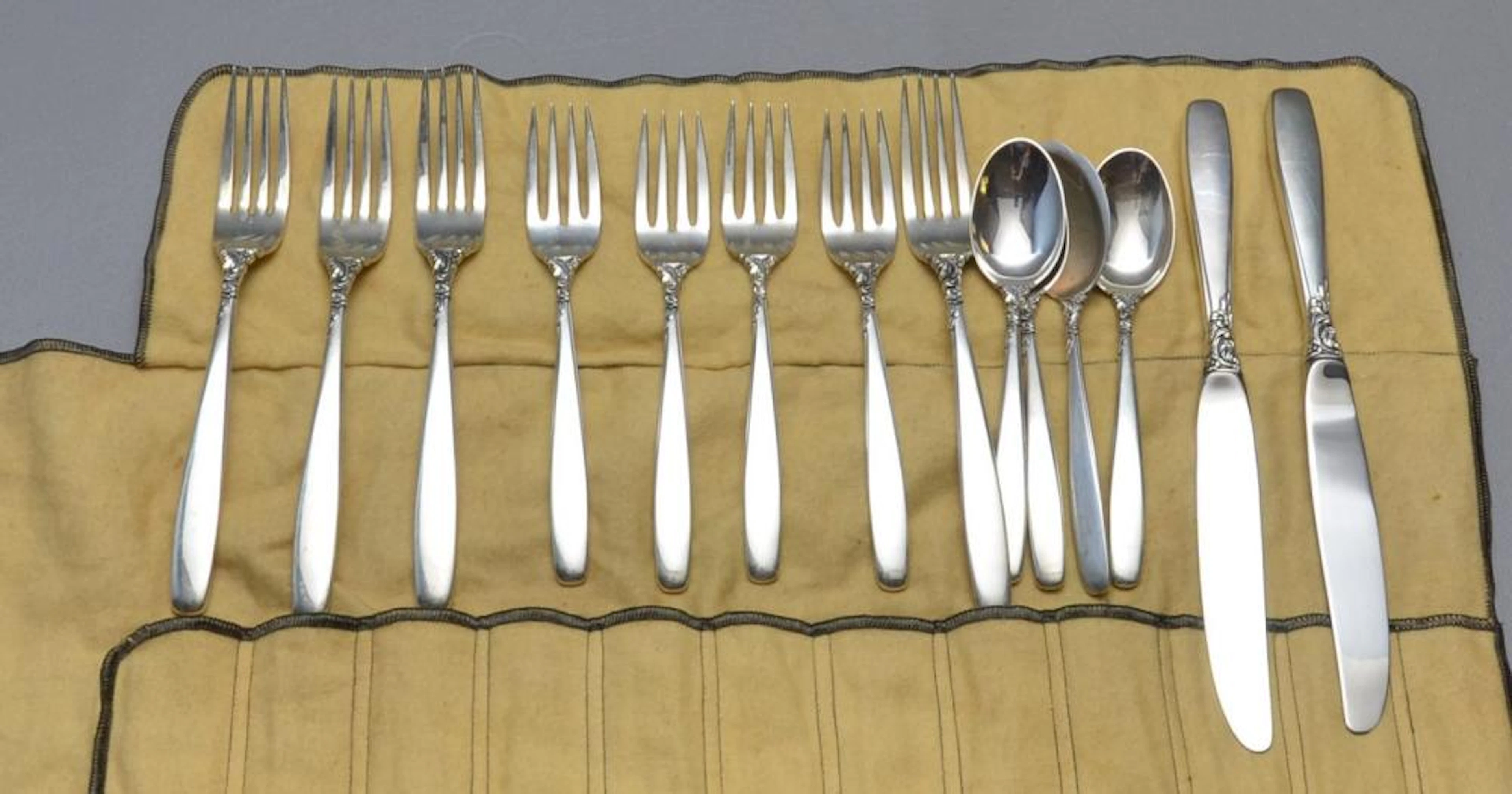 (14) Pcs Lunt Sterling Silver "Starfire" Flatware