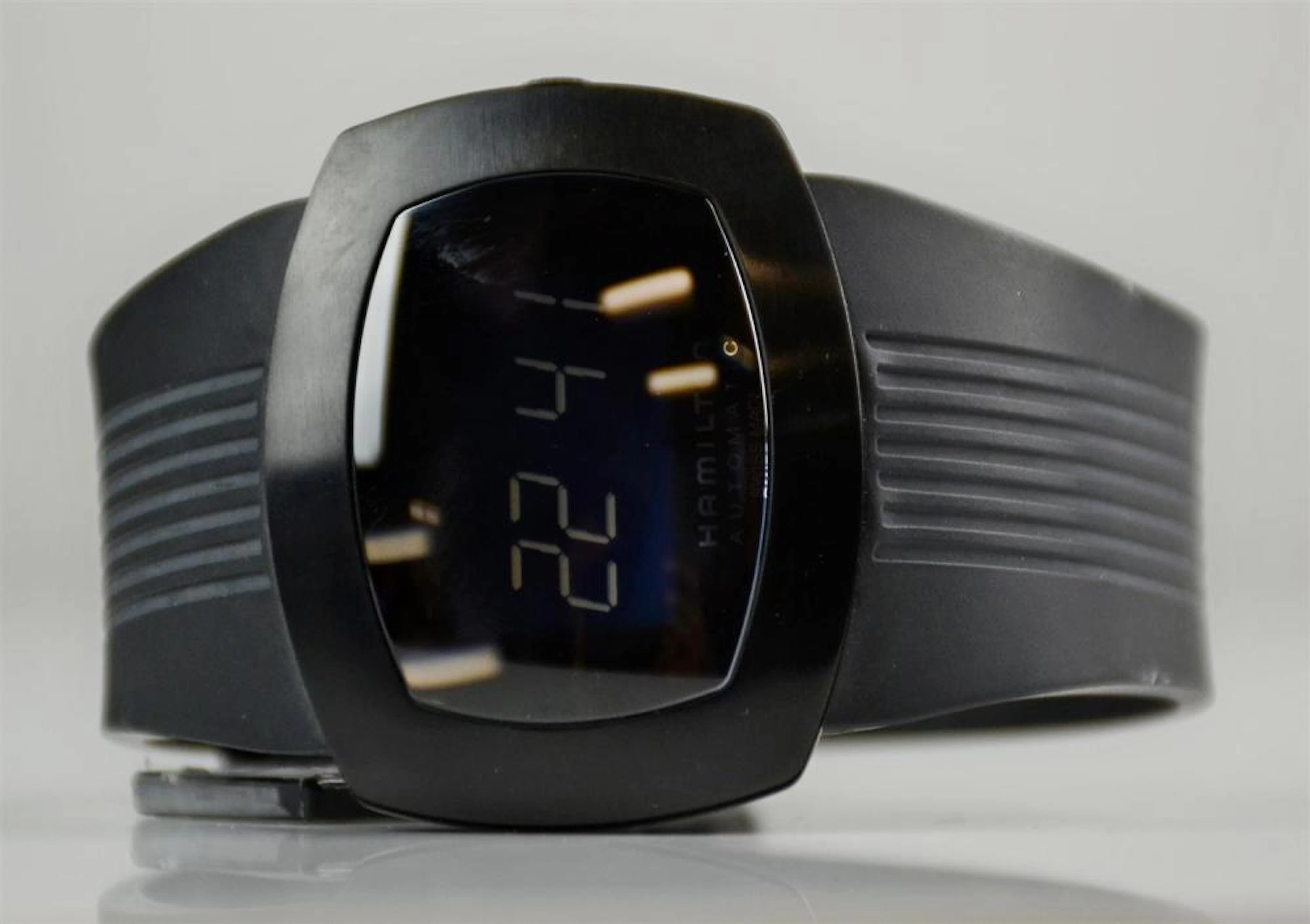 Men's Black Hamilton Pulse-O-Matic Quartz Automatic watch