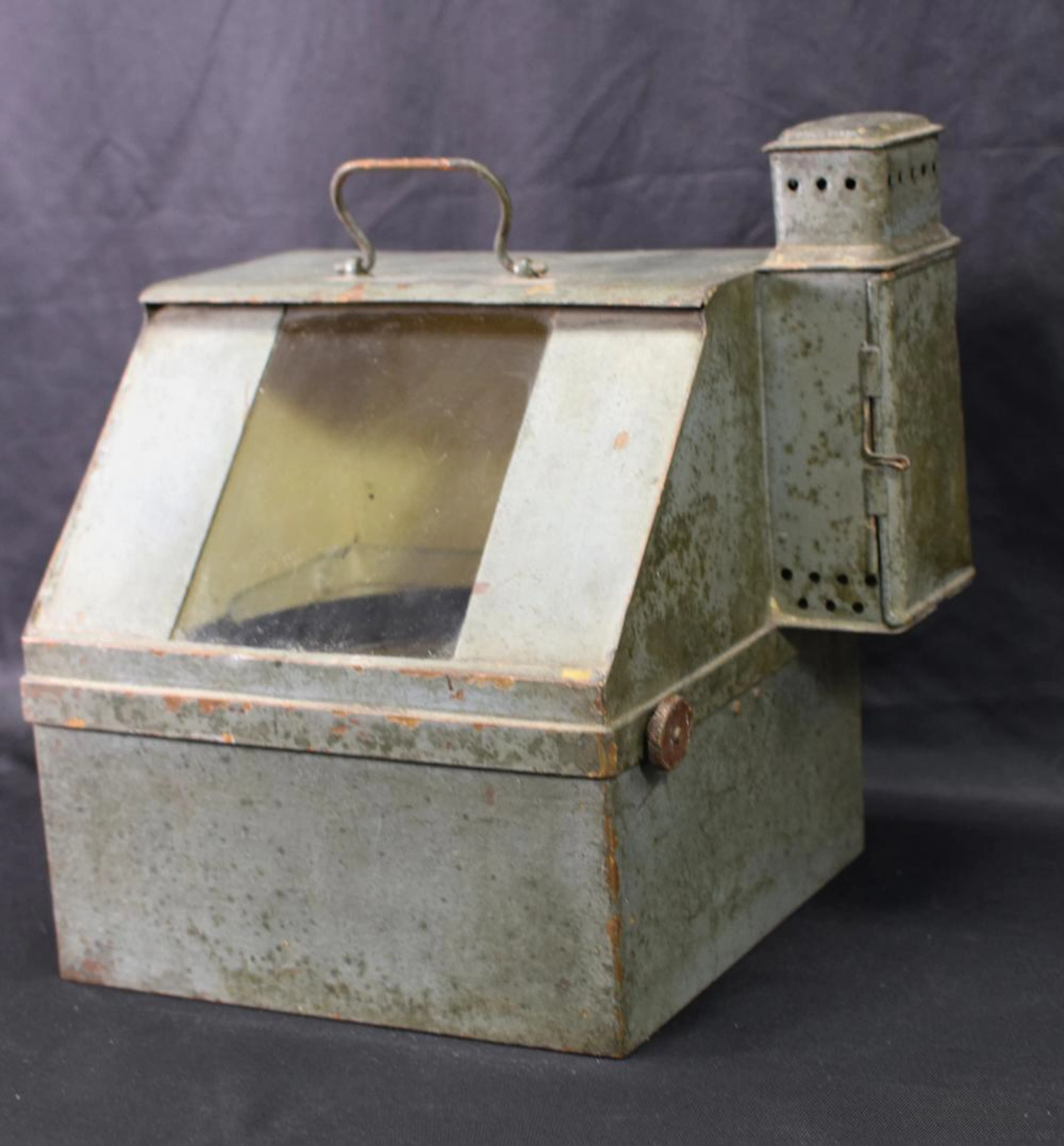 ANTIQUE NAVY TYPE LIFE BOAT BINNACLE COMPASS