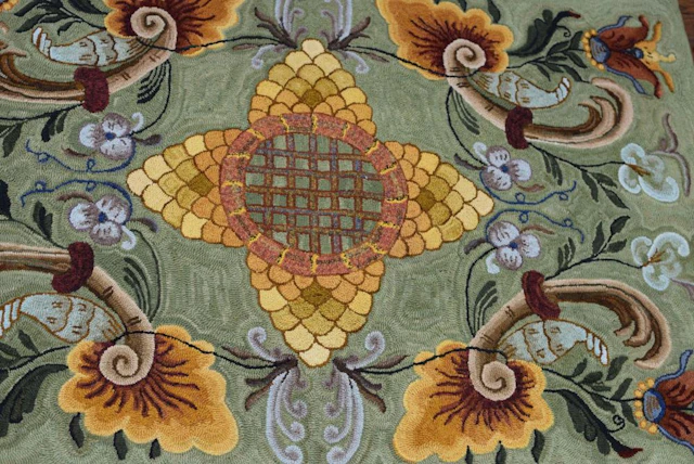 DESIGNER HAND HOOKED RUG 2018: