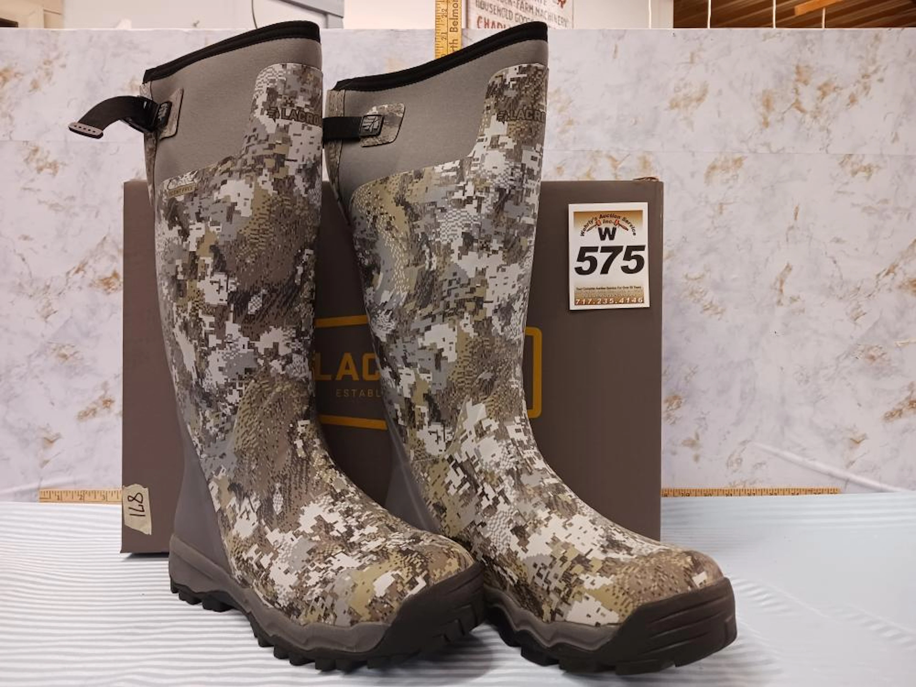 *NEW* Lacrosse Men's Size 10 Digital Camo Rai
