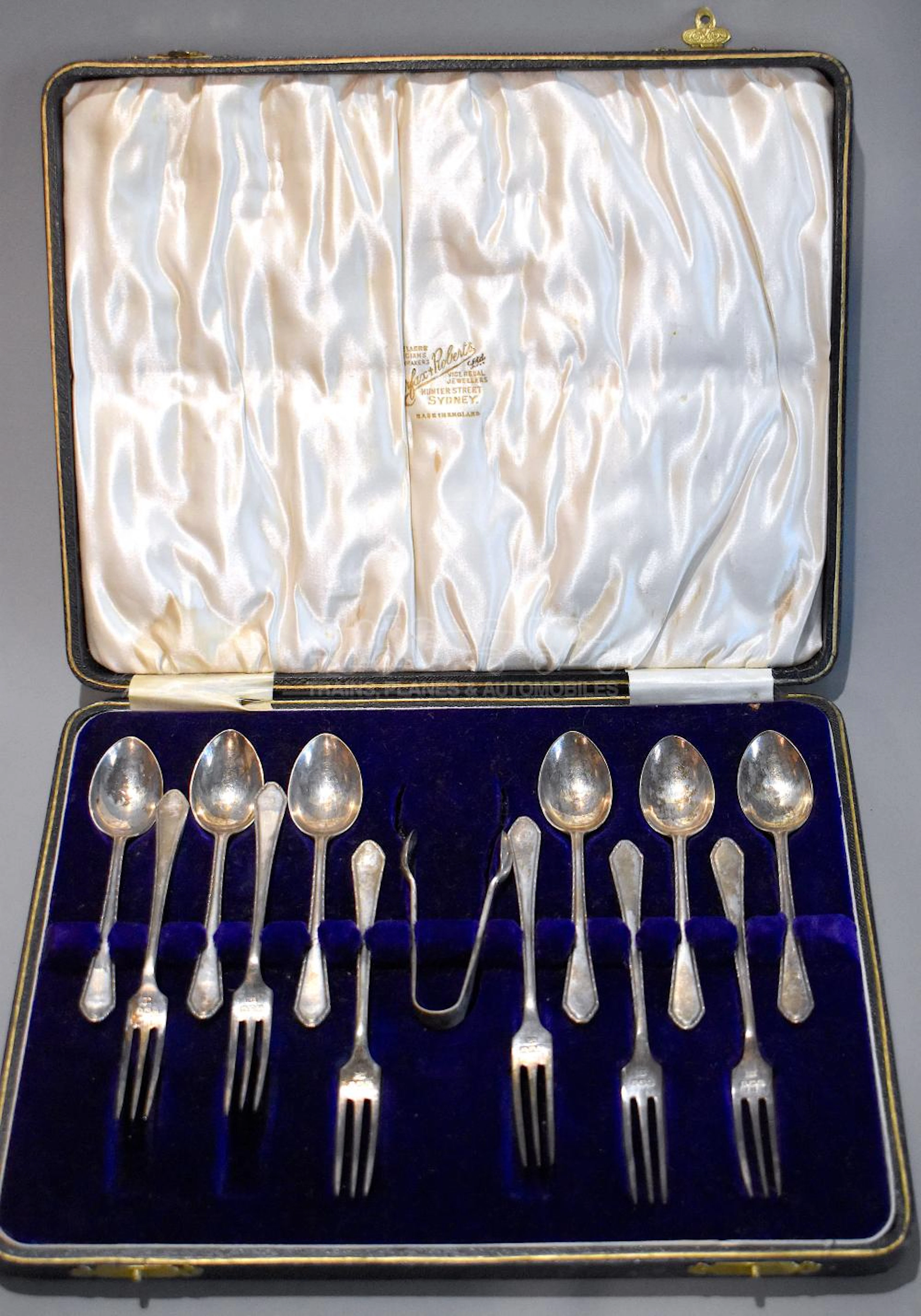 Fairfax & Roberts Set of Hallmarked Silver Cake Spoons
