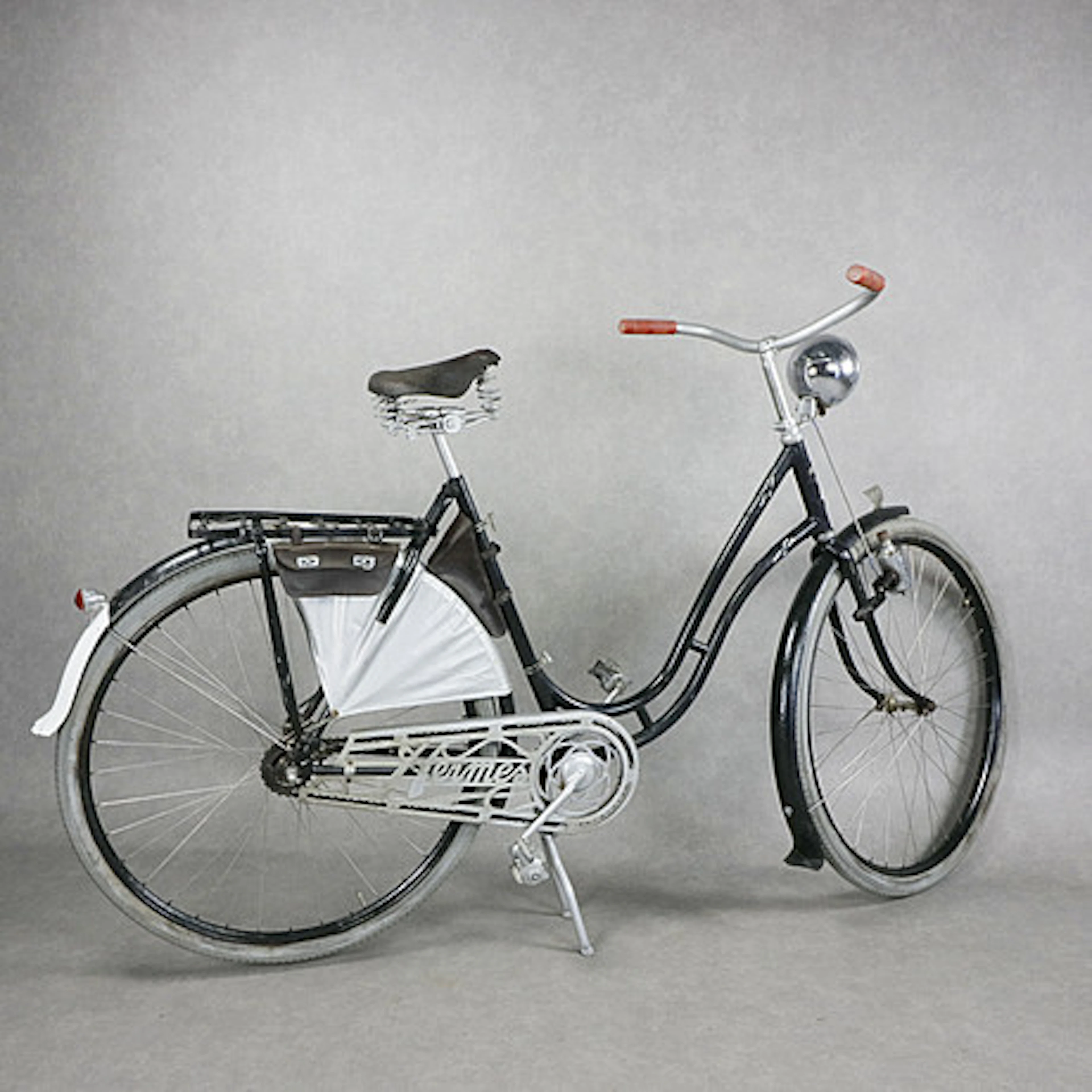 DAMCYKEL, 28 tum, vintage, Hermes, Nymans …