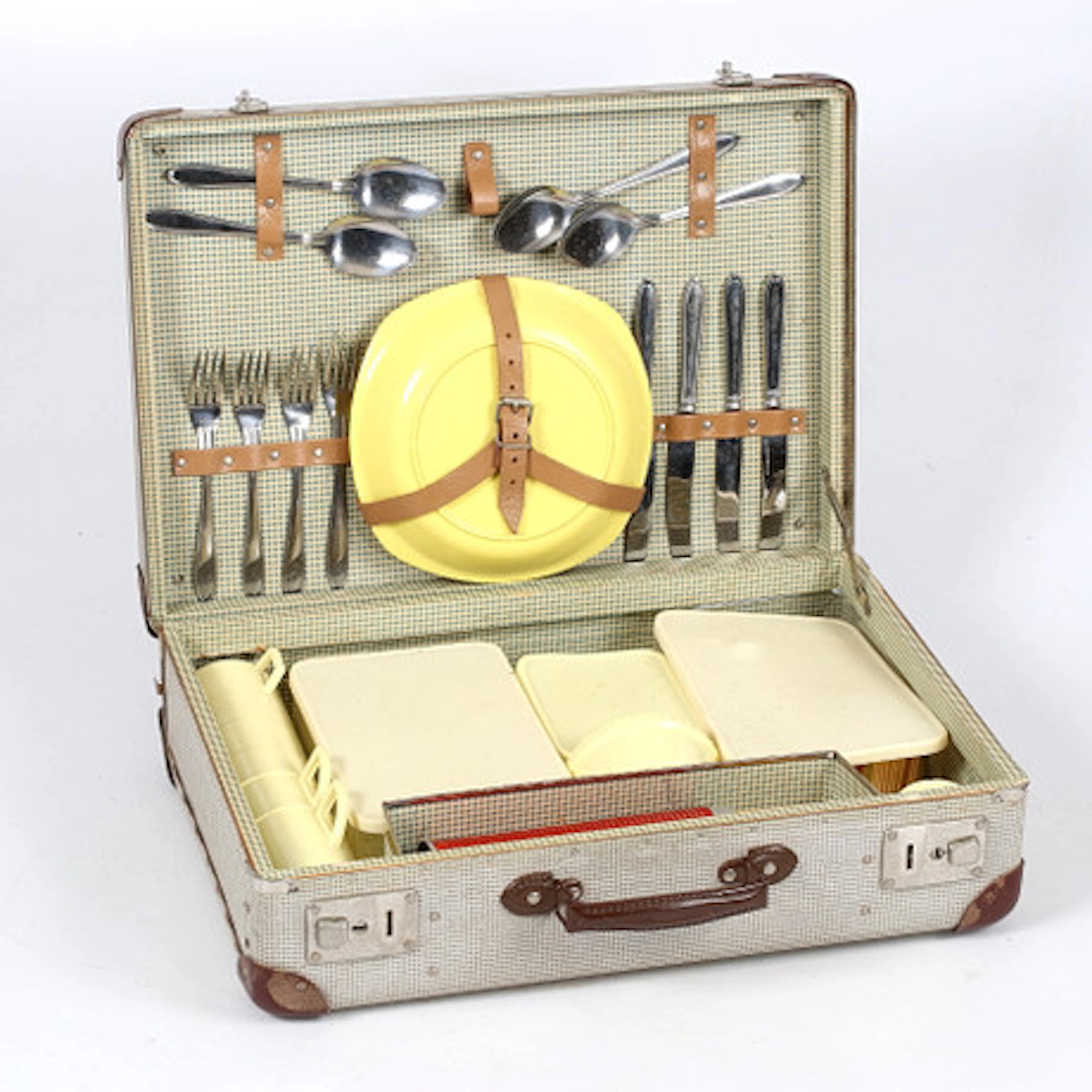 PICKNICKVÄSKA MED TILLBEHÖR, 1950/60-tal.