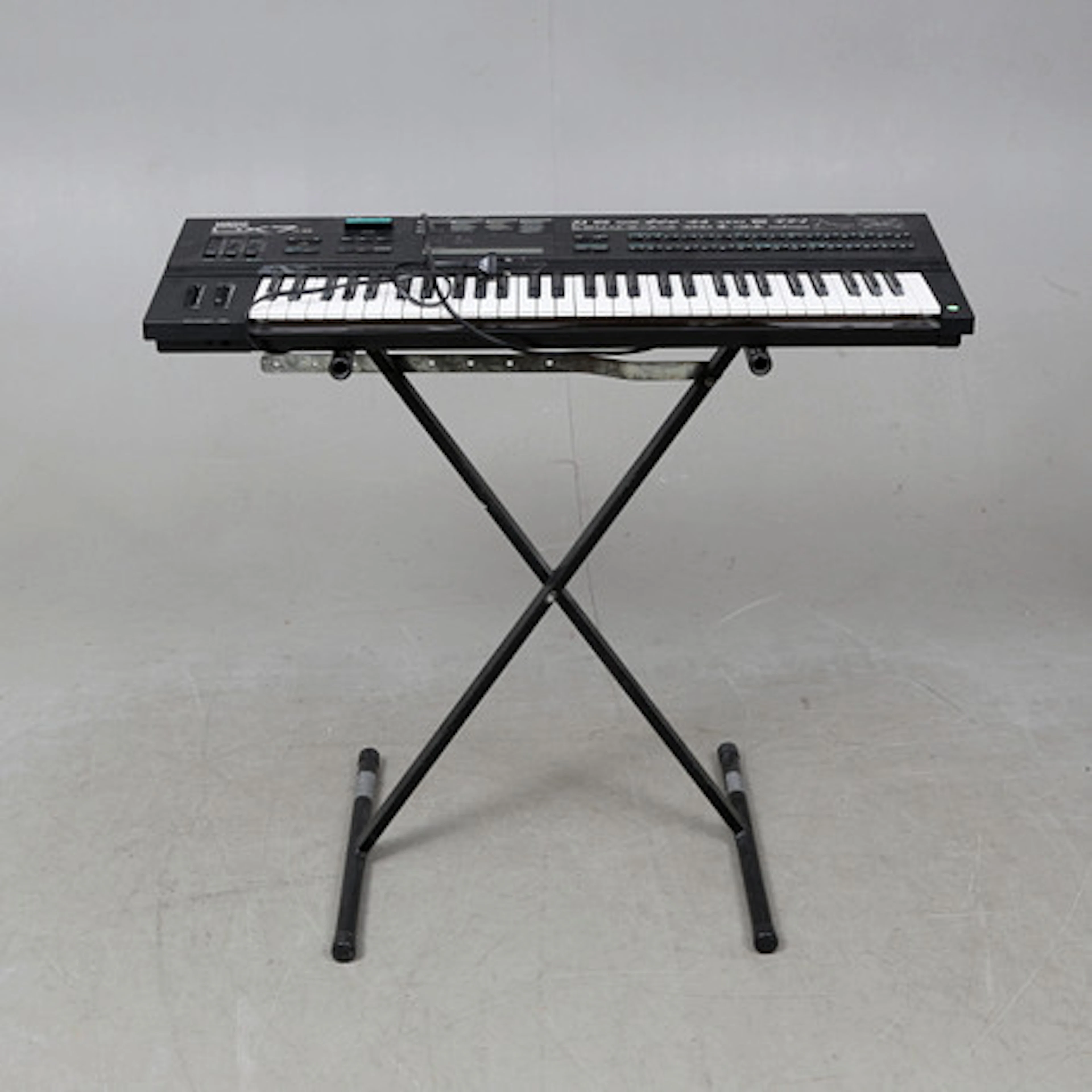 SYNTHESIZER, Yamaha DX7 II D.