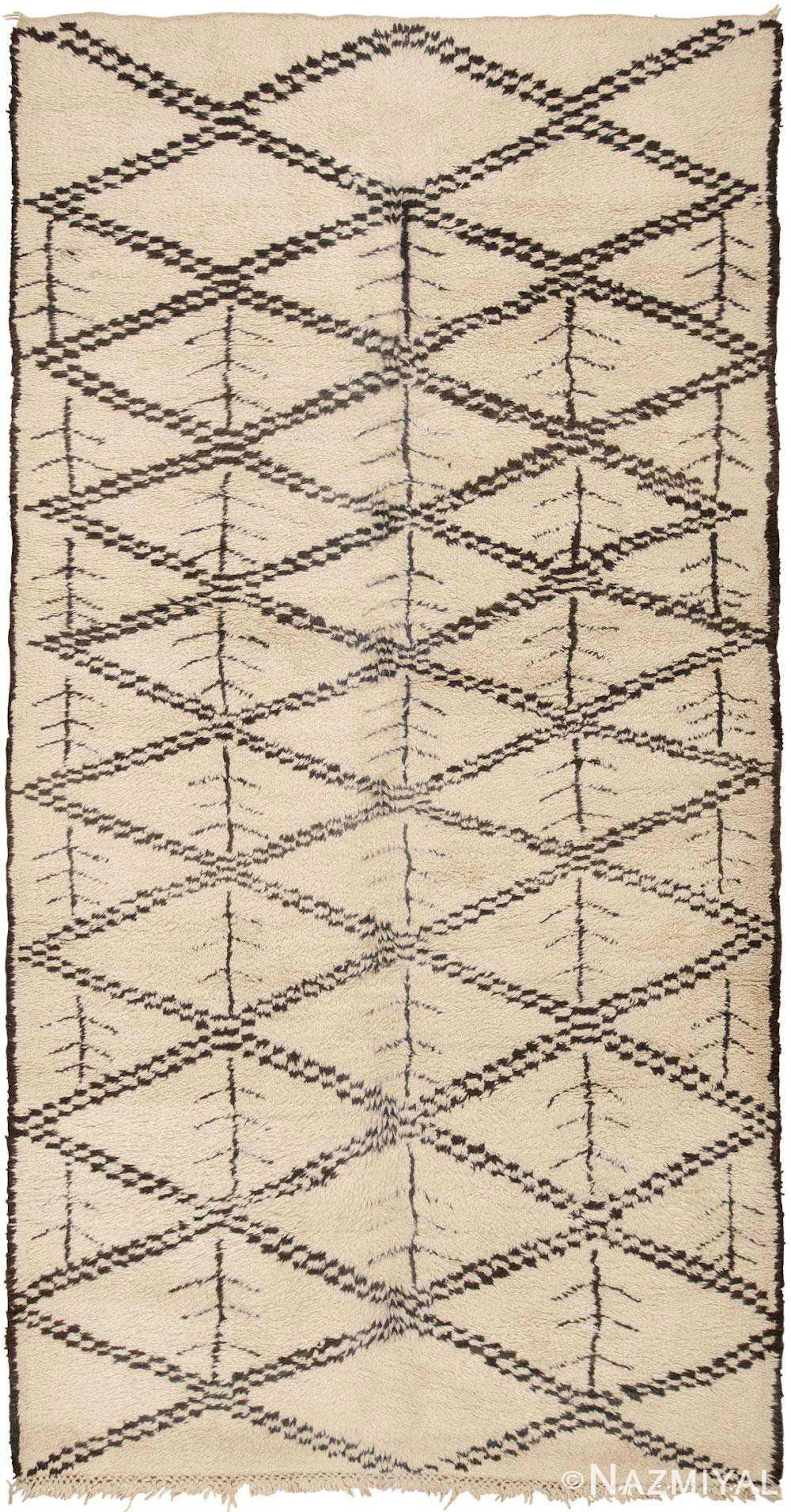 Vintage Moroccan rug , 6 ft 2 in x 11 ft 7 in (1.88 m x 3.53 m)