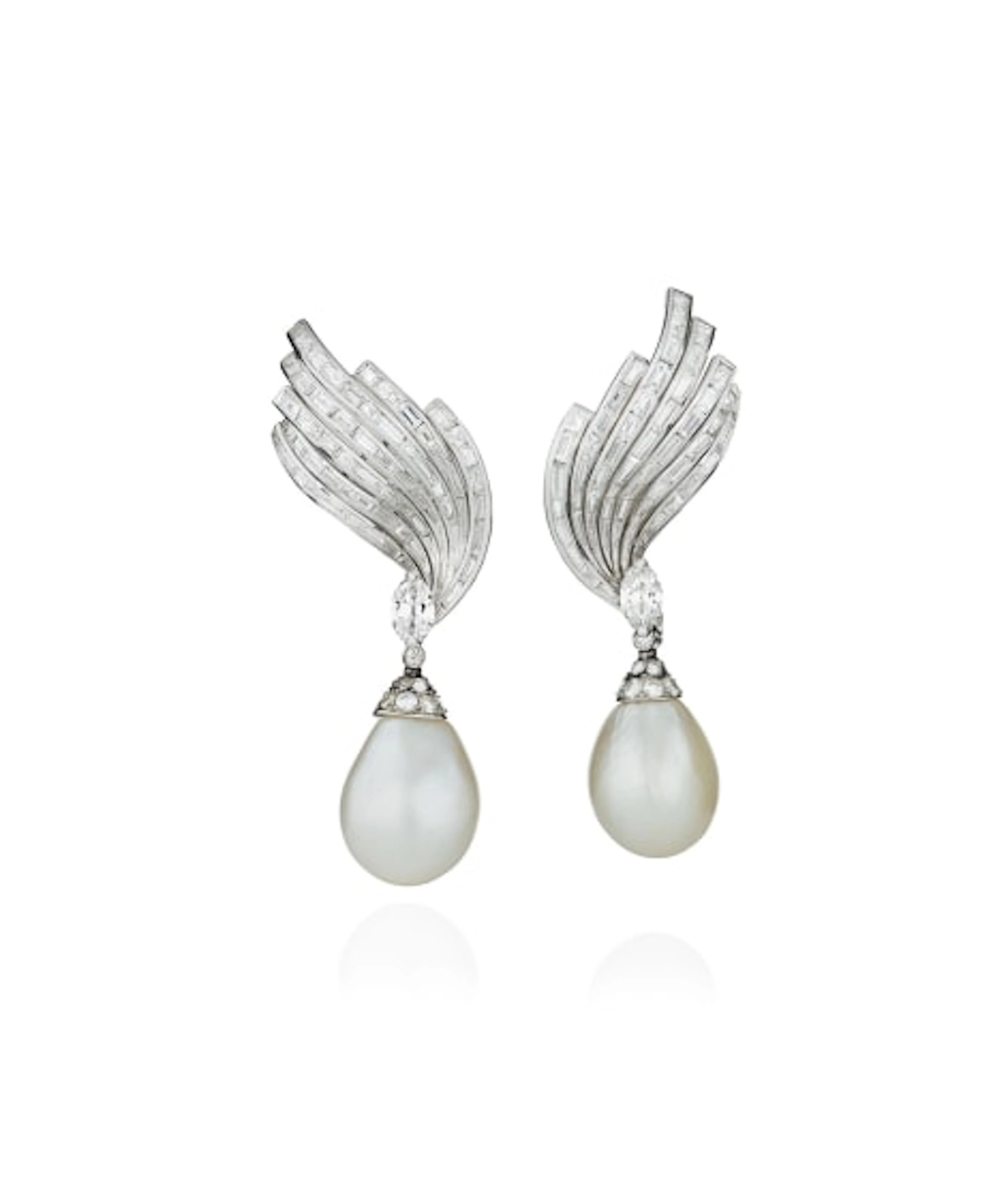 Sterlé - Pair of natural pearl and diamond ear clips, 1960s