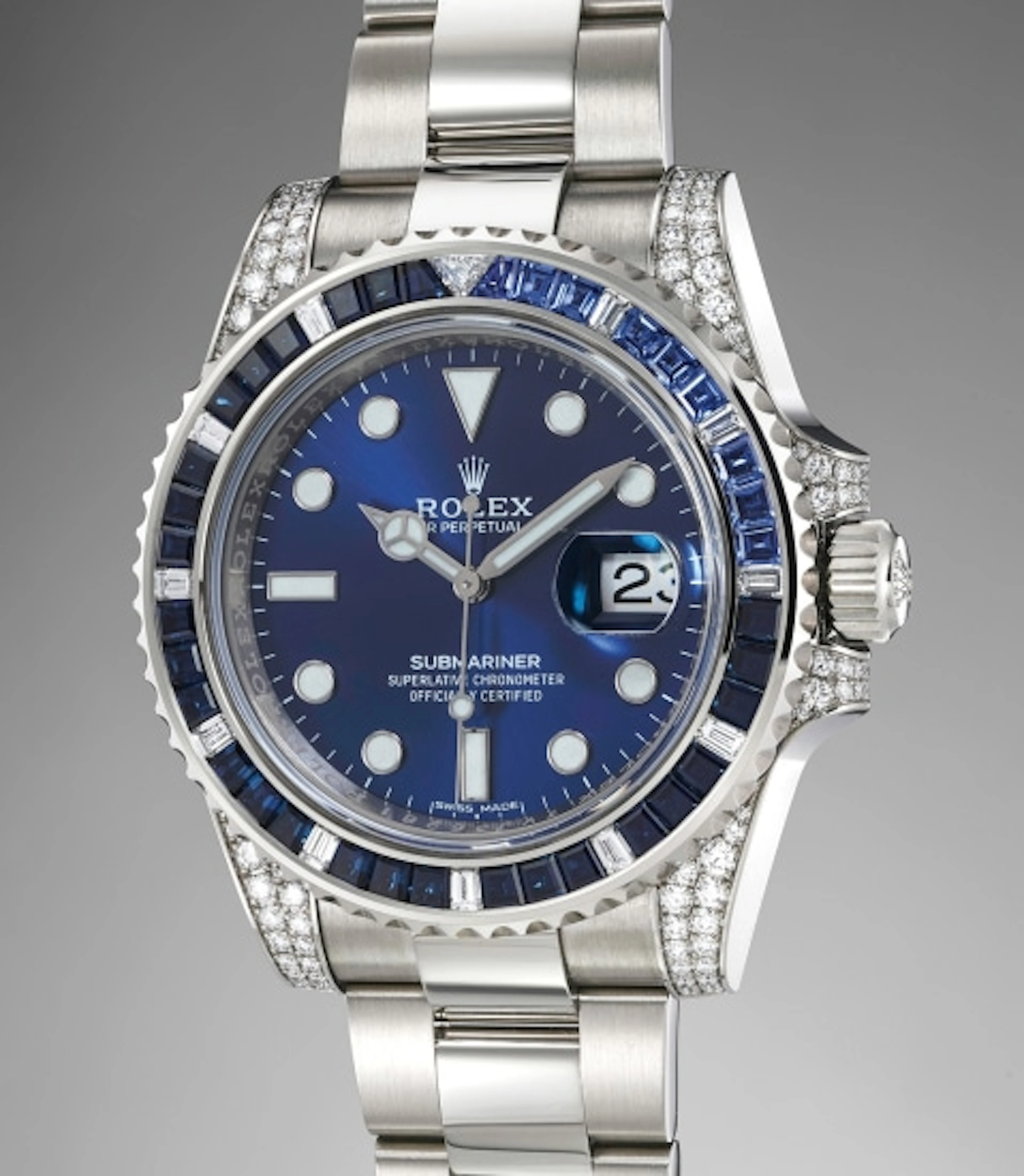 A highly rare and attractive white gold and sapphire-set...
