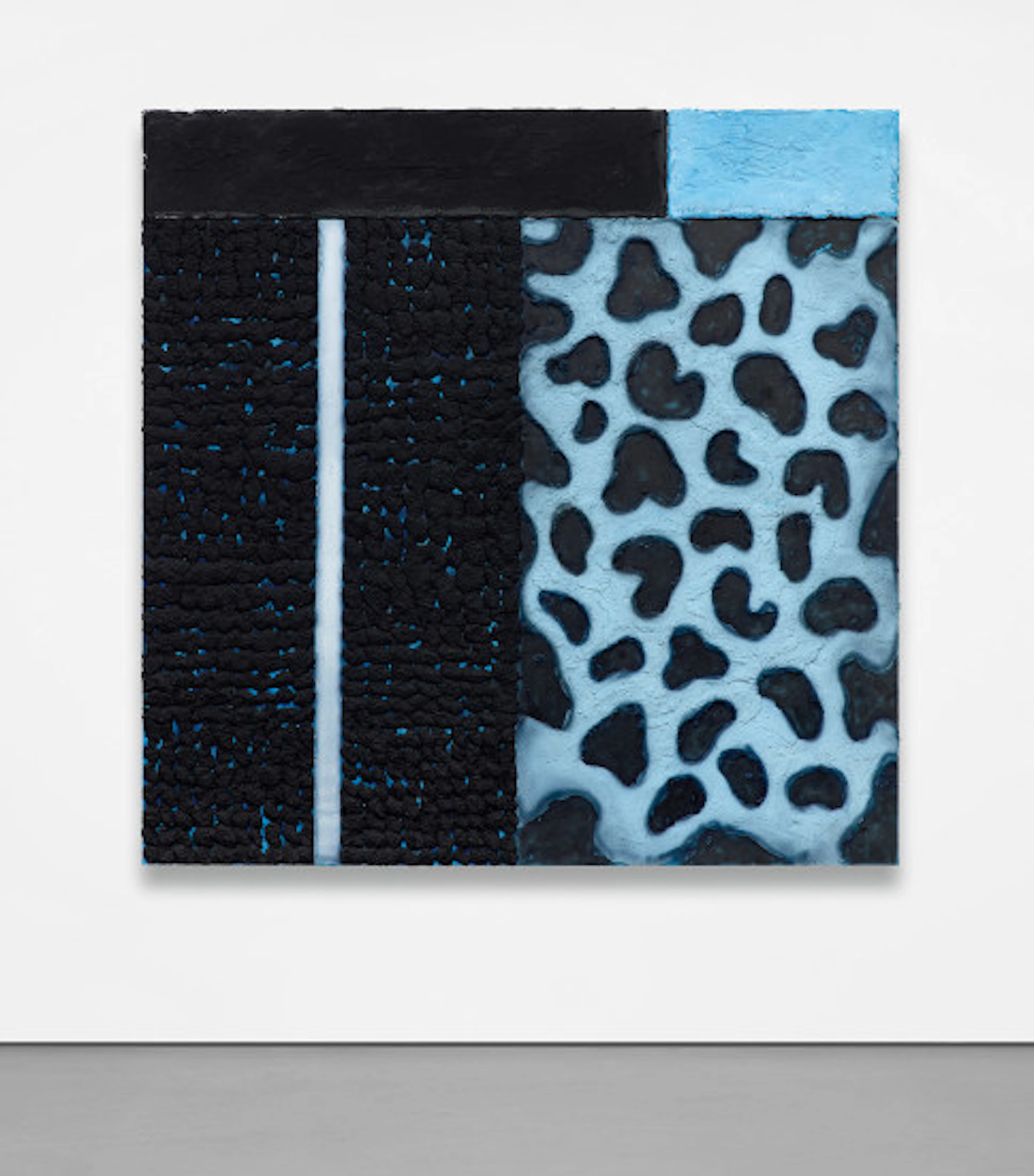 Vaughn Spann - Dalmatian (Denim)