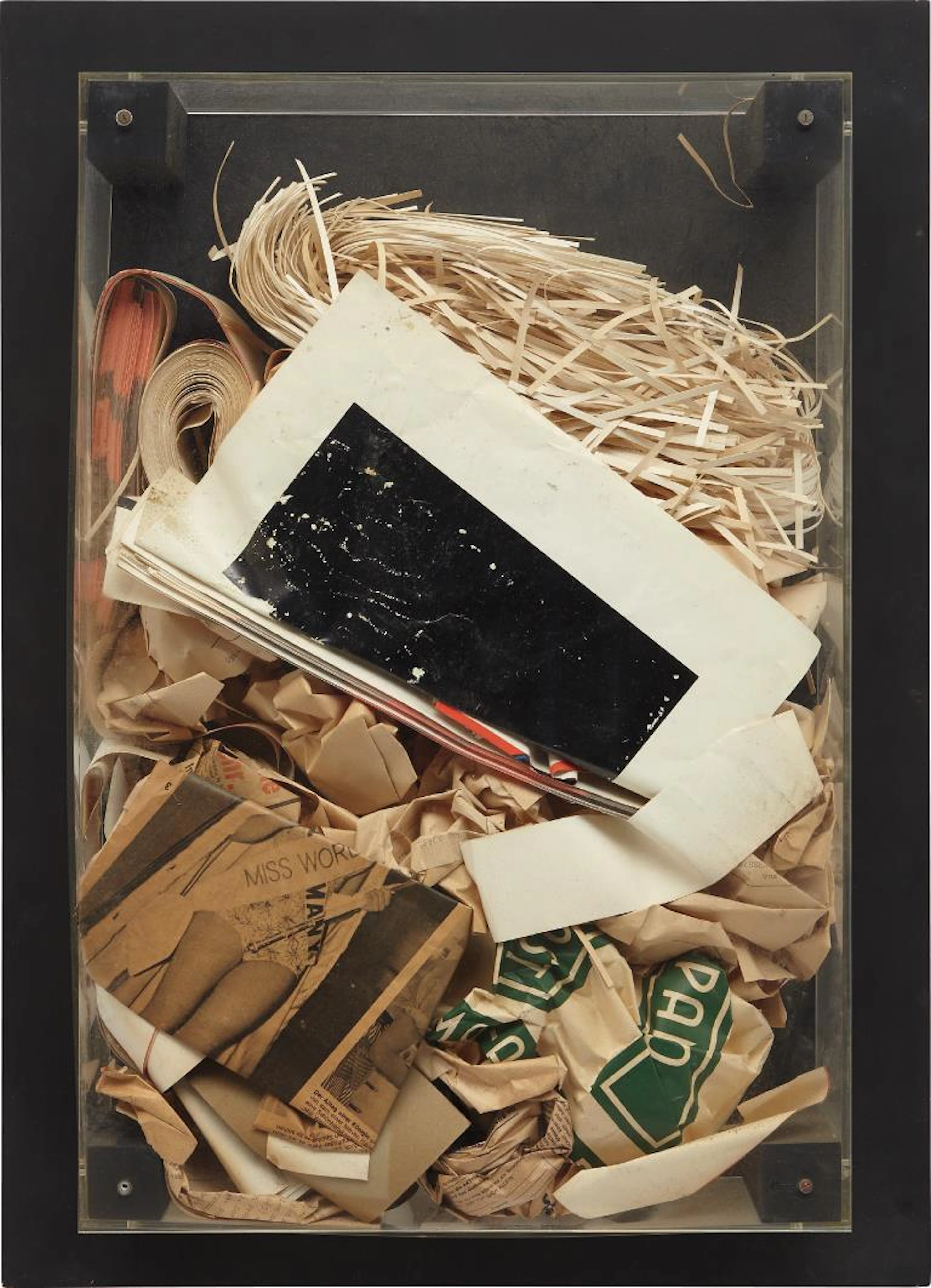Poubelle, 1964 – Arman
