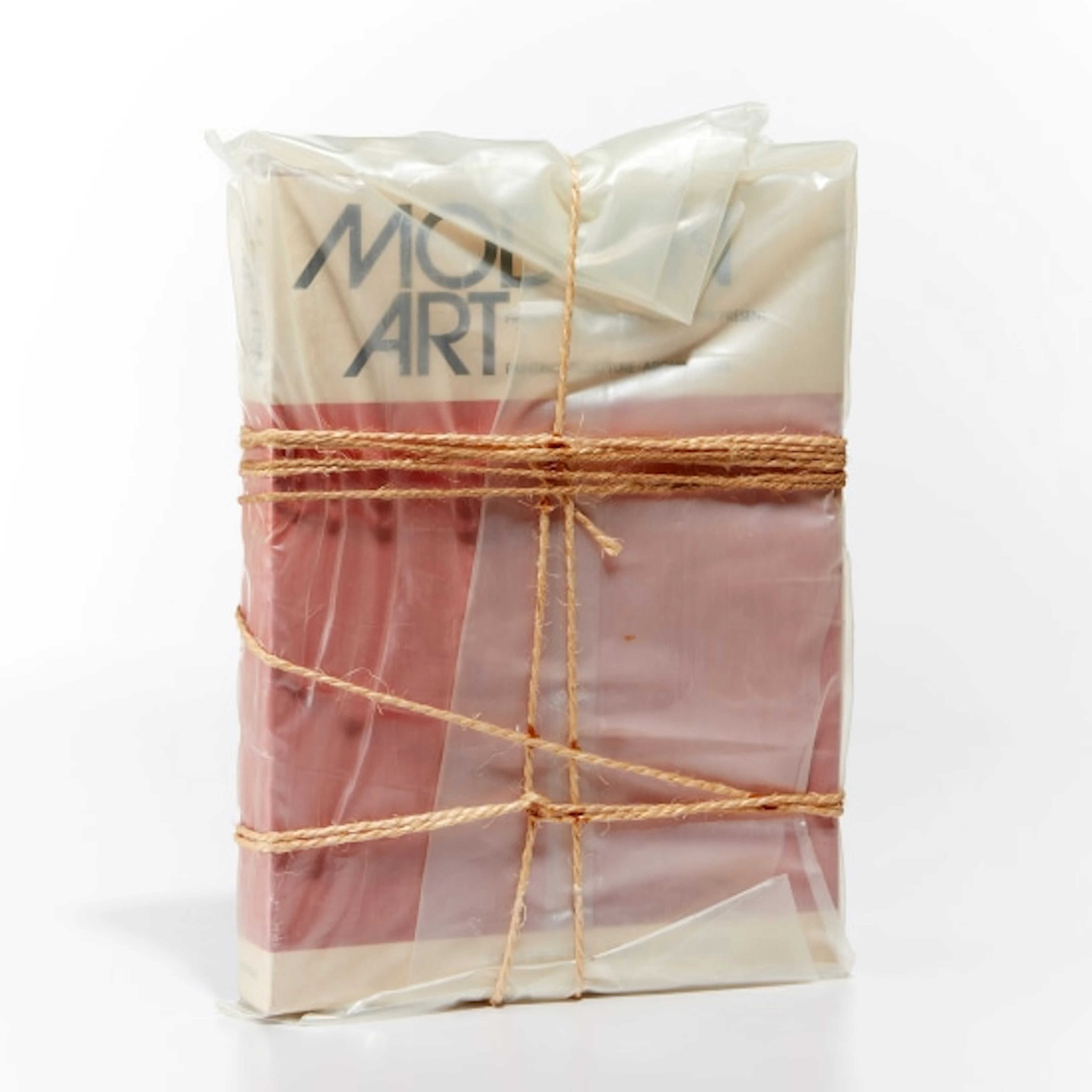 Christo and Jeanne-Claude - Wrapped Book Modern Art (S. 95)