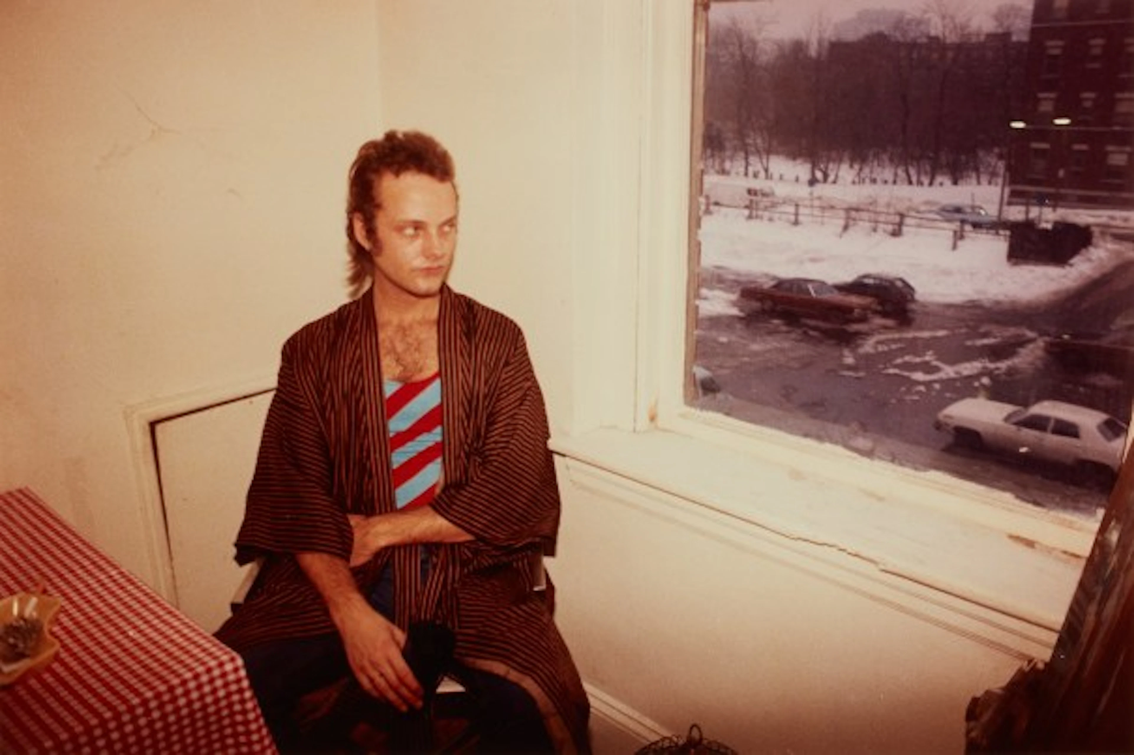 Nan Goldin - Tommy by his window, Bosto