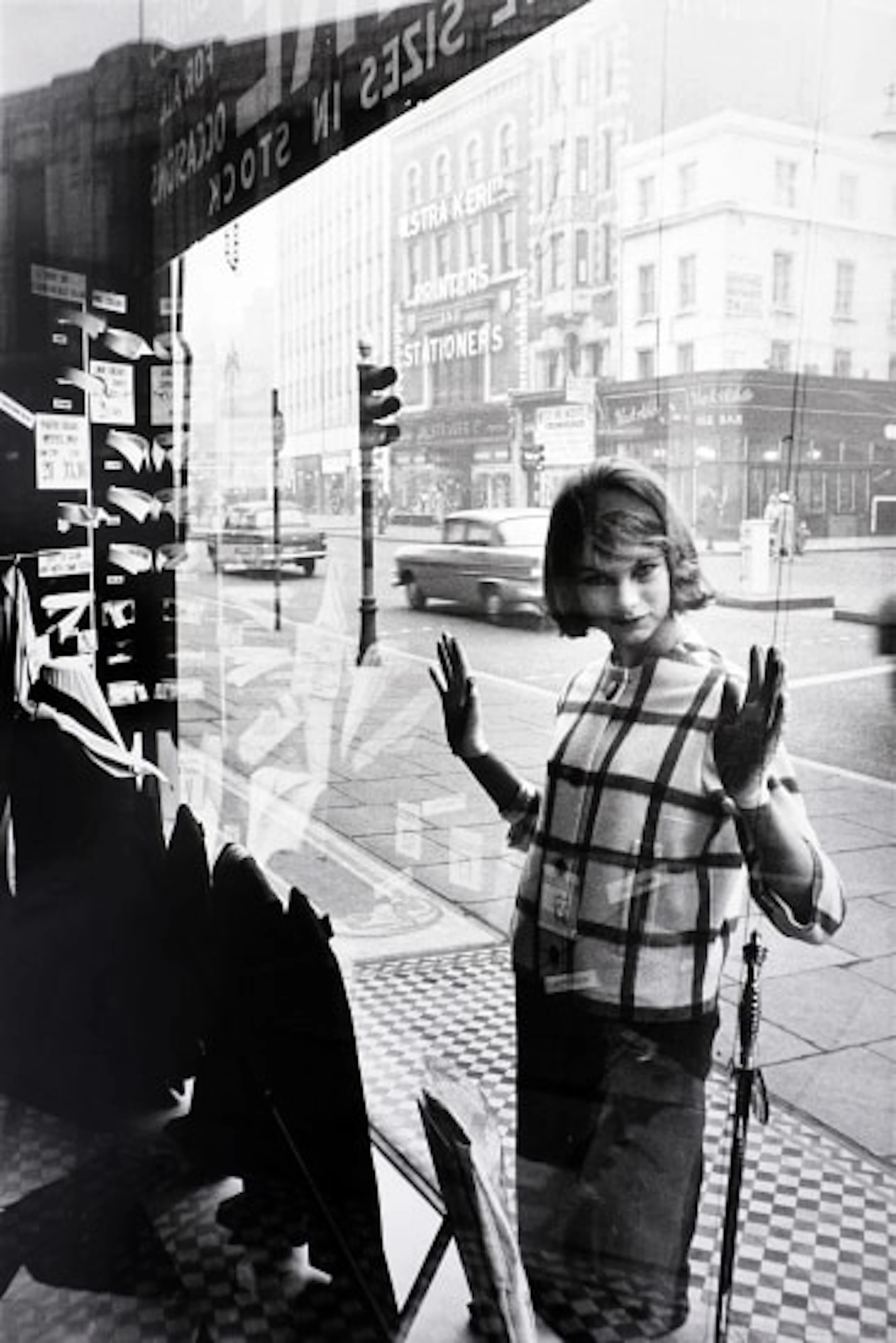 ian Duffy - Jean Shrimpton, Edgware Road, Londo