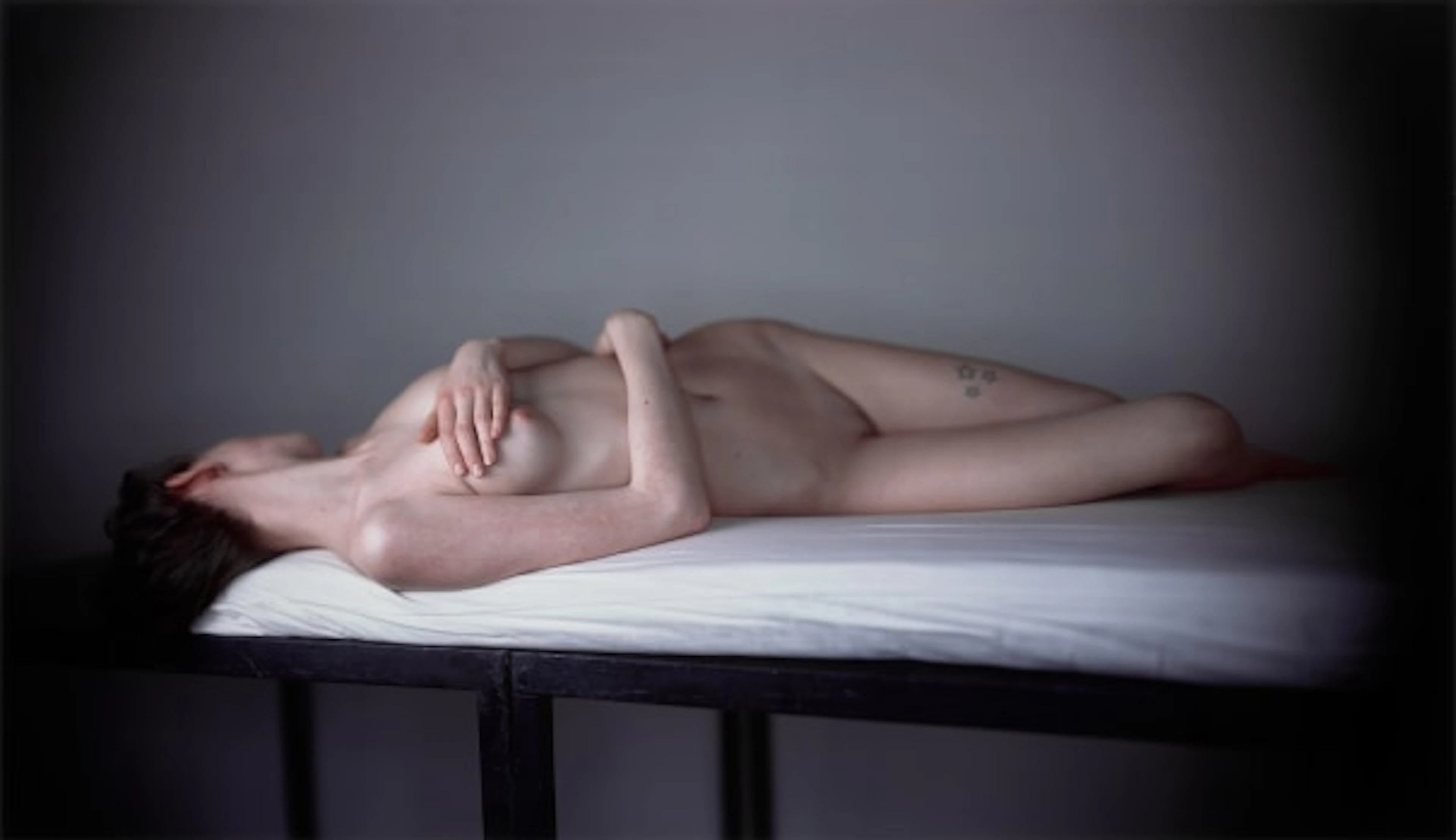 Richard Learoyd - Phie nude fro
